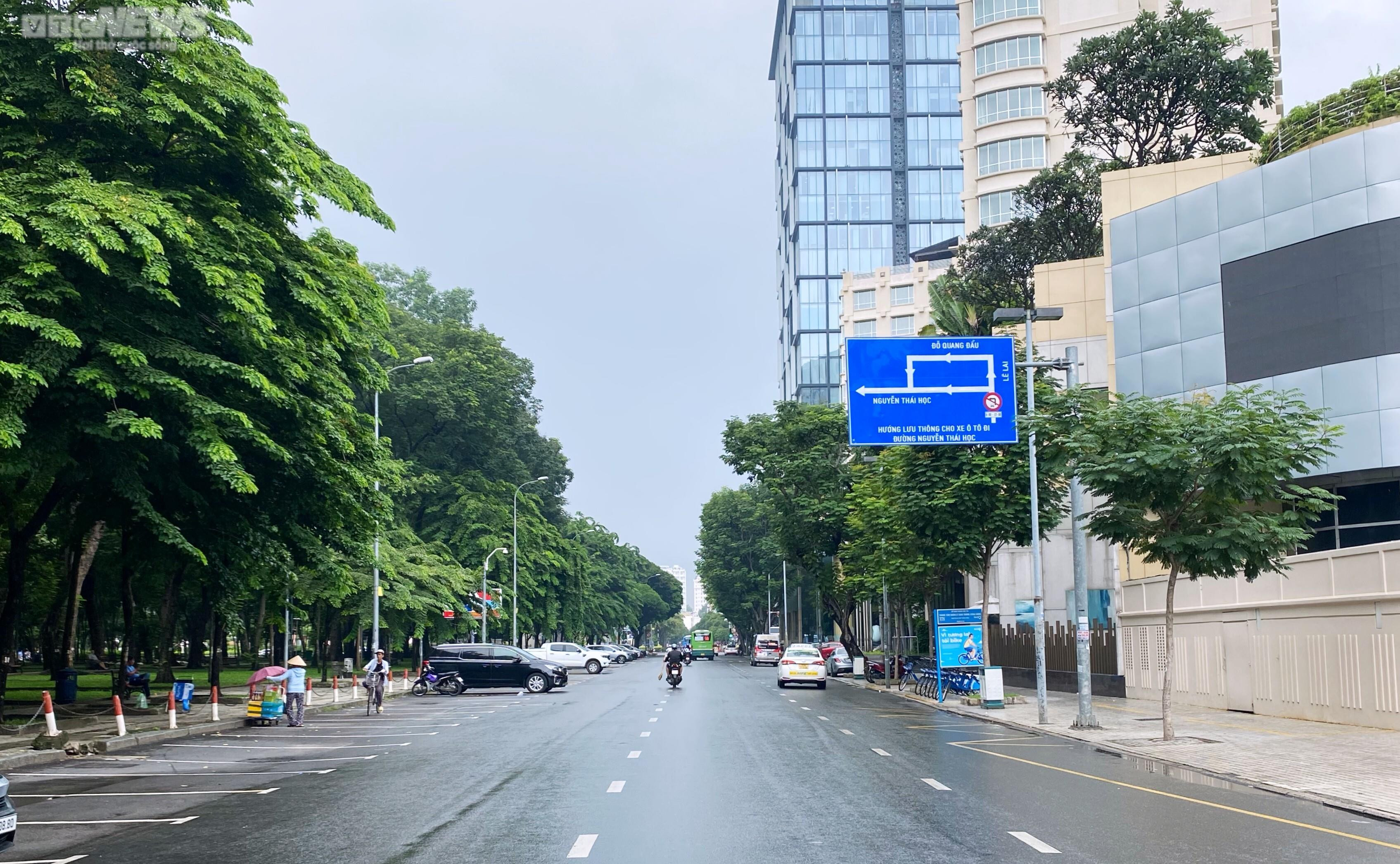 Cận cảnh 4 điểm được đề xuất làm bãi giữ xe cao tầng ở TP.HCM - 3