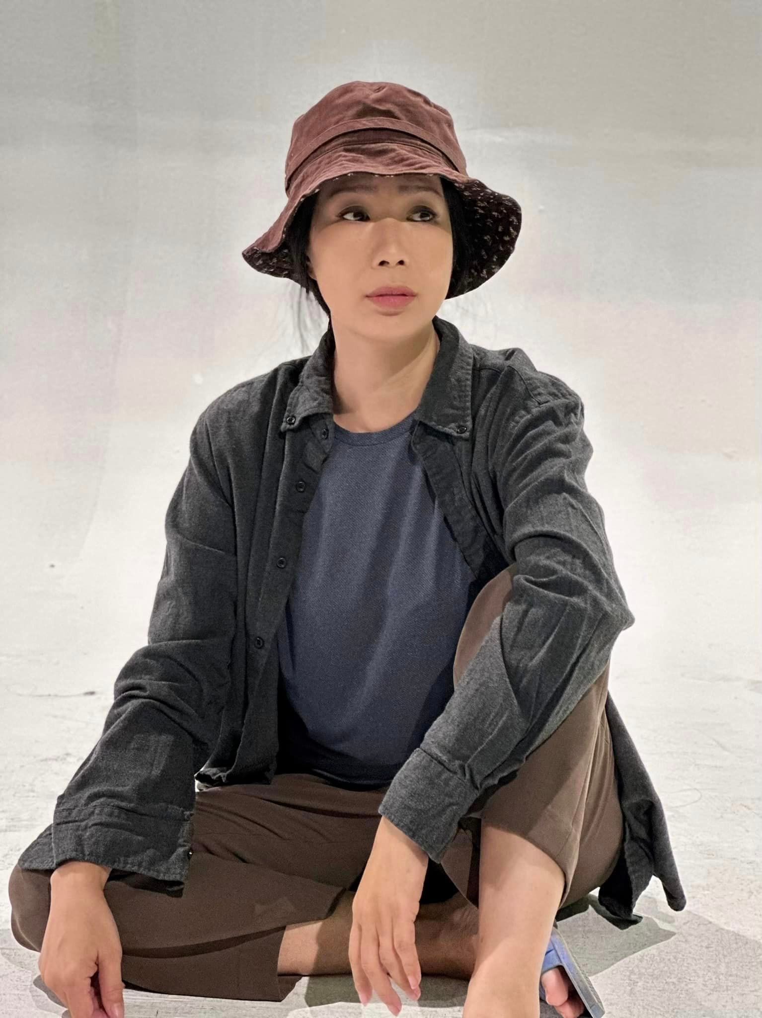 Sao Việt 23/7: Cát Phượng mặc váy cưới, hoa hậu Thu Hoài gợi cảm sau ly hôn - 5