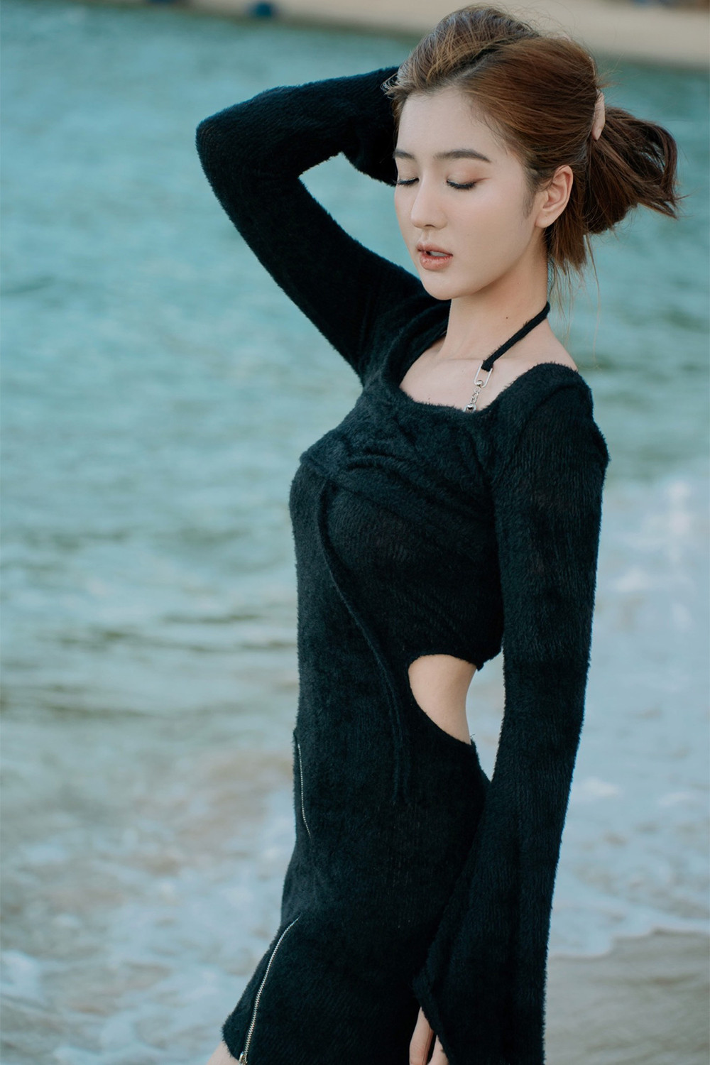 Vợ trẻ kém 17 tuổi tiết lộ cuộc sống hôn nhân với Hồ Quang Hiếu - 7