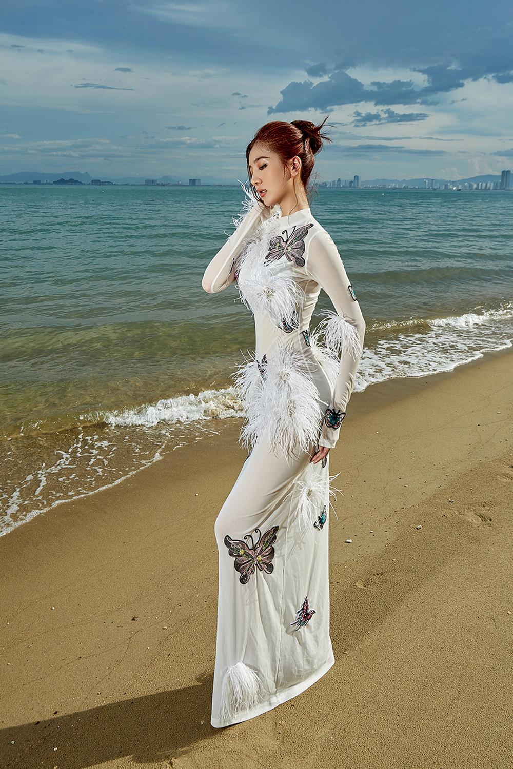 Vợ trẻ kém 17 tuổi tiết lộ cuộc sống hôn nhân với Hồ Quang Hiếu - 11