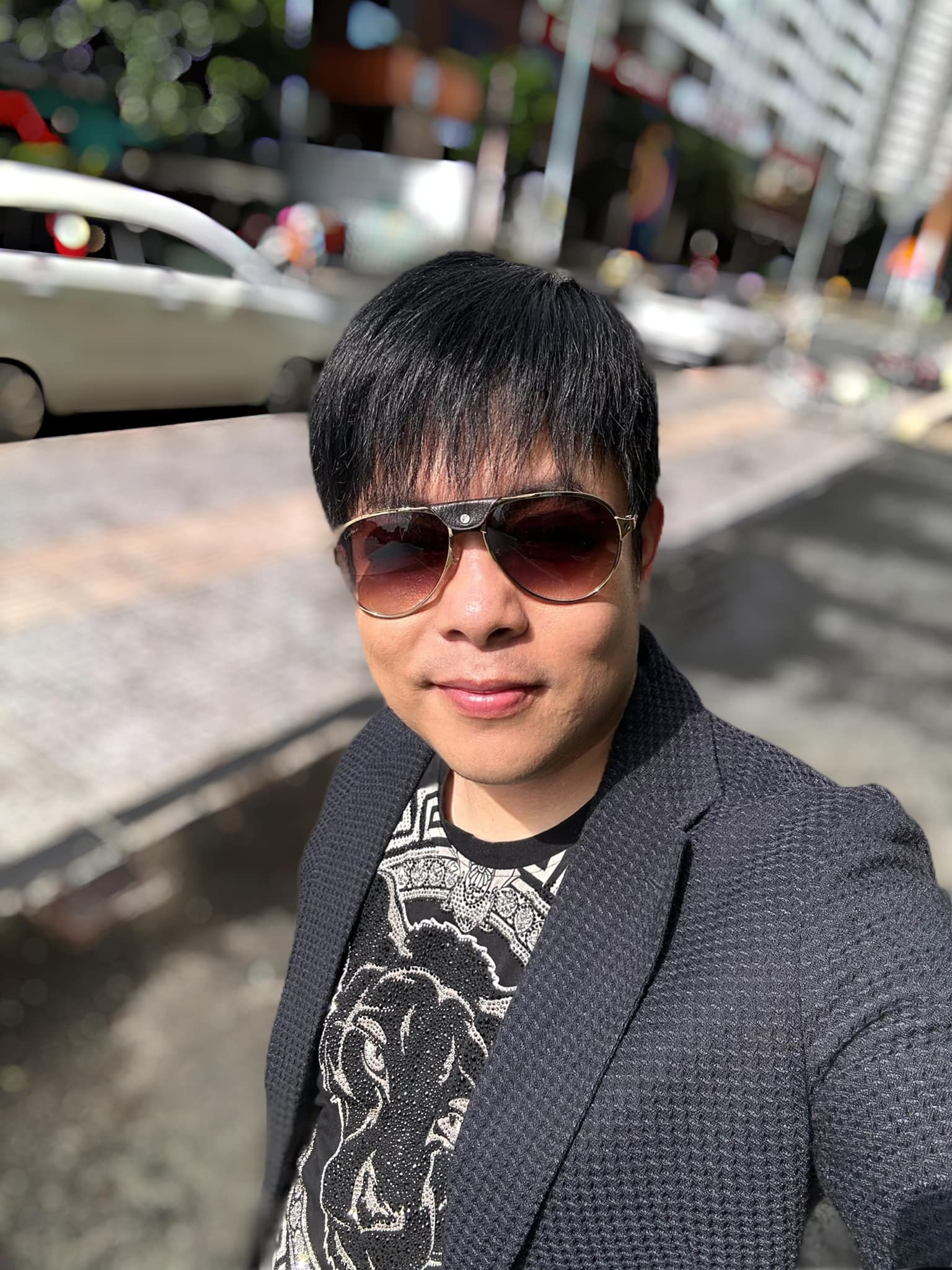 Sao Việt 27/7: Hồ Quỳnh Hương lộ diện lạ lẫm, Xuân Bắc khoe anh trai 'giống như đúc' - 8