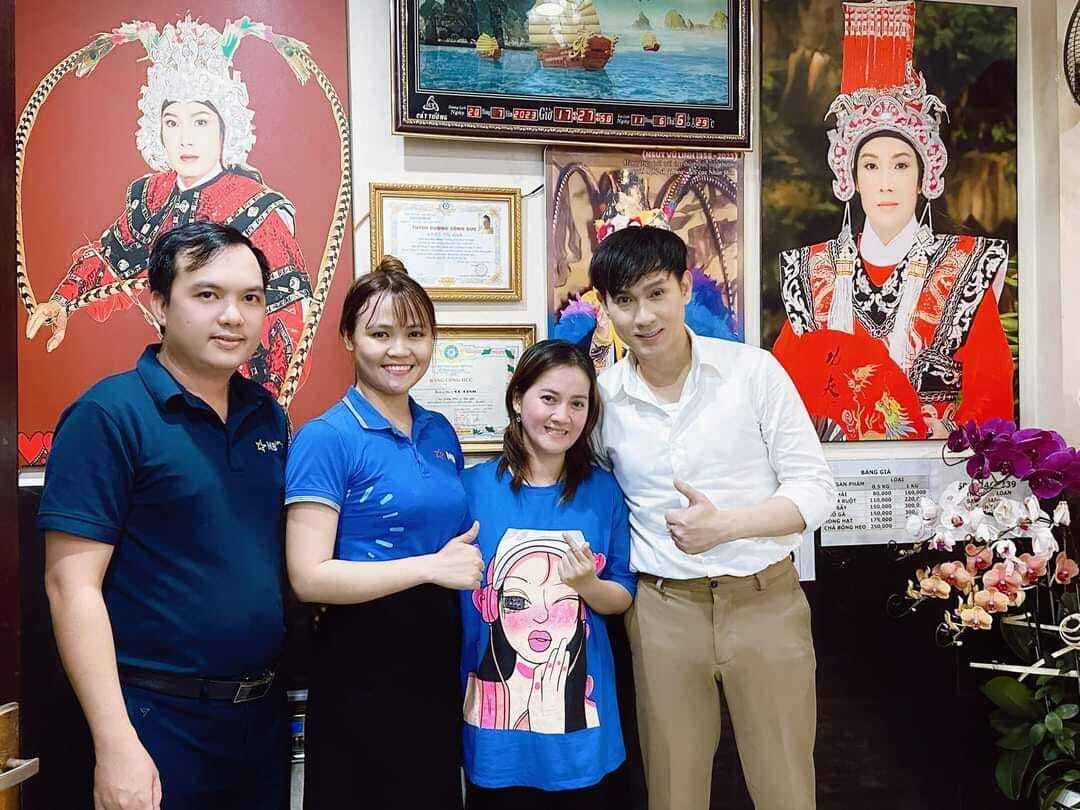 Sao Việt 29/7: MC Kỳ Duyên trẻ đẹp bên con gái, Nguyên Vũ tới động viên con gái Vũ Linh - 3