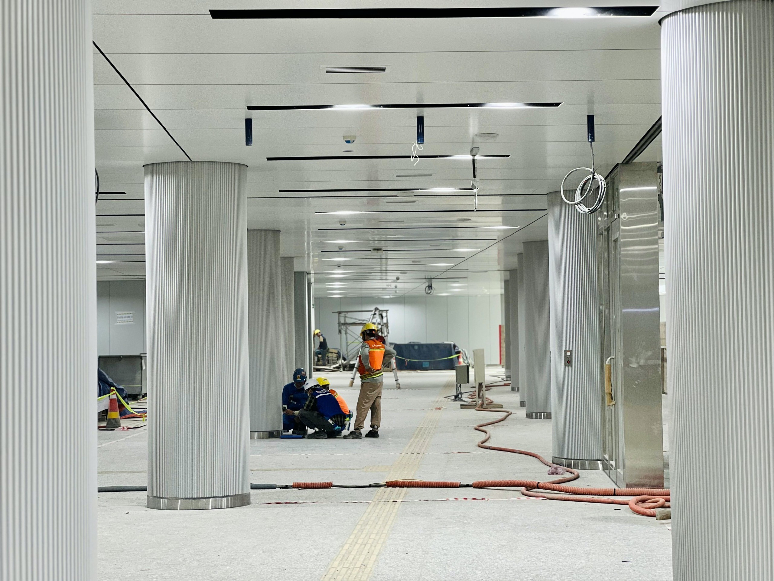 Cận cảnh kiến trúc bên trong Nhà ga Trung tâm Bến Thành, Metro số 1 - 9