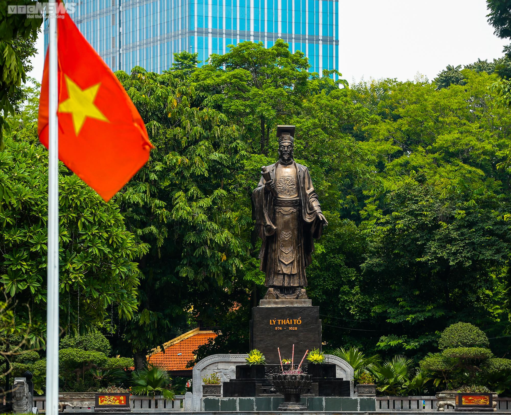 Những di tích nổi tiếng quận Hoàn Kiếm gắn liền lịch sử nghìn năm của Hà Nội - 14