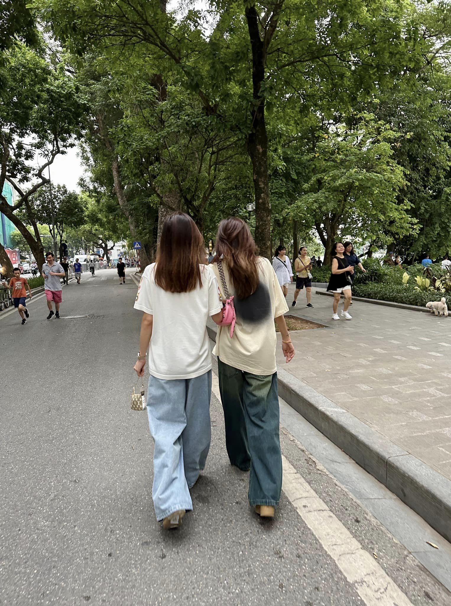 Sao Việt 5/8: Mai Phương Thúy vẫn đẹp dù tăng cân, Công Lý lấy lại phong độ - 4