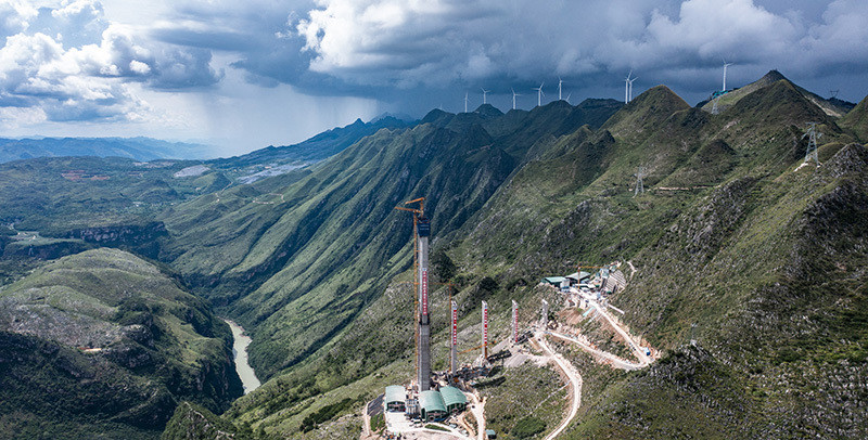 Cận cảnh cây cầu cao nhất thế giới bắc qua 'vết nứt Trái đất' - 8