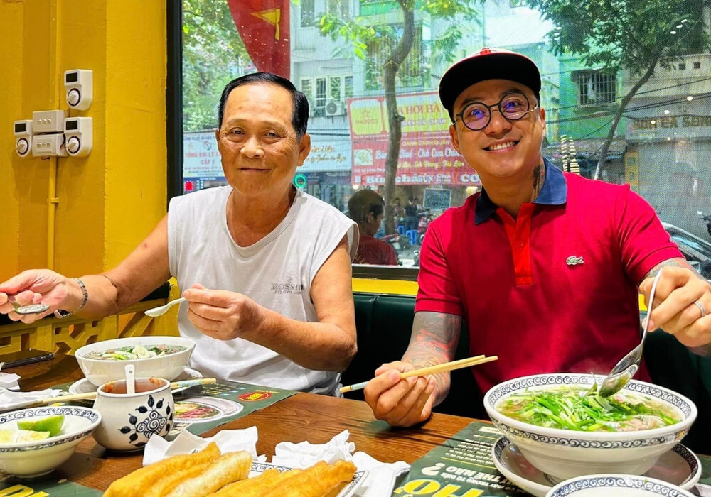 Sao Việt 11/8: Minh Hằng nhí nhảnh cận ngày sinh, Subeo cao vượt bố Cường Đô La - 14