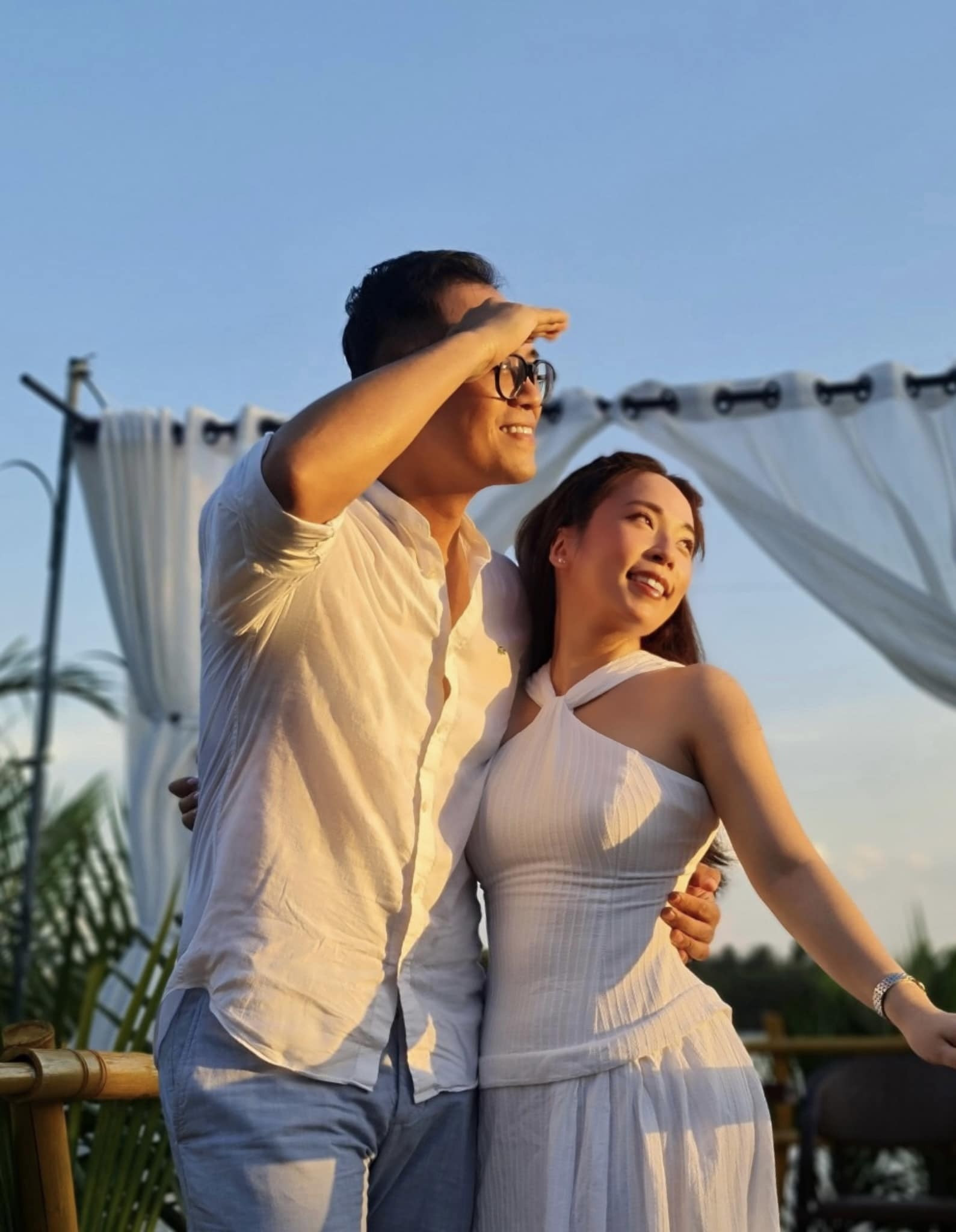 Sao Việt 12/8: Hoa hậu Lê Âu Ngân Anh có tin vui, Quách Thu Phương gợi cảm tuổi 46 - 8