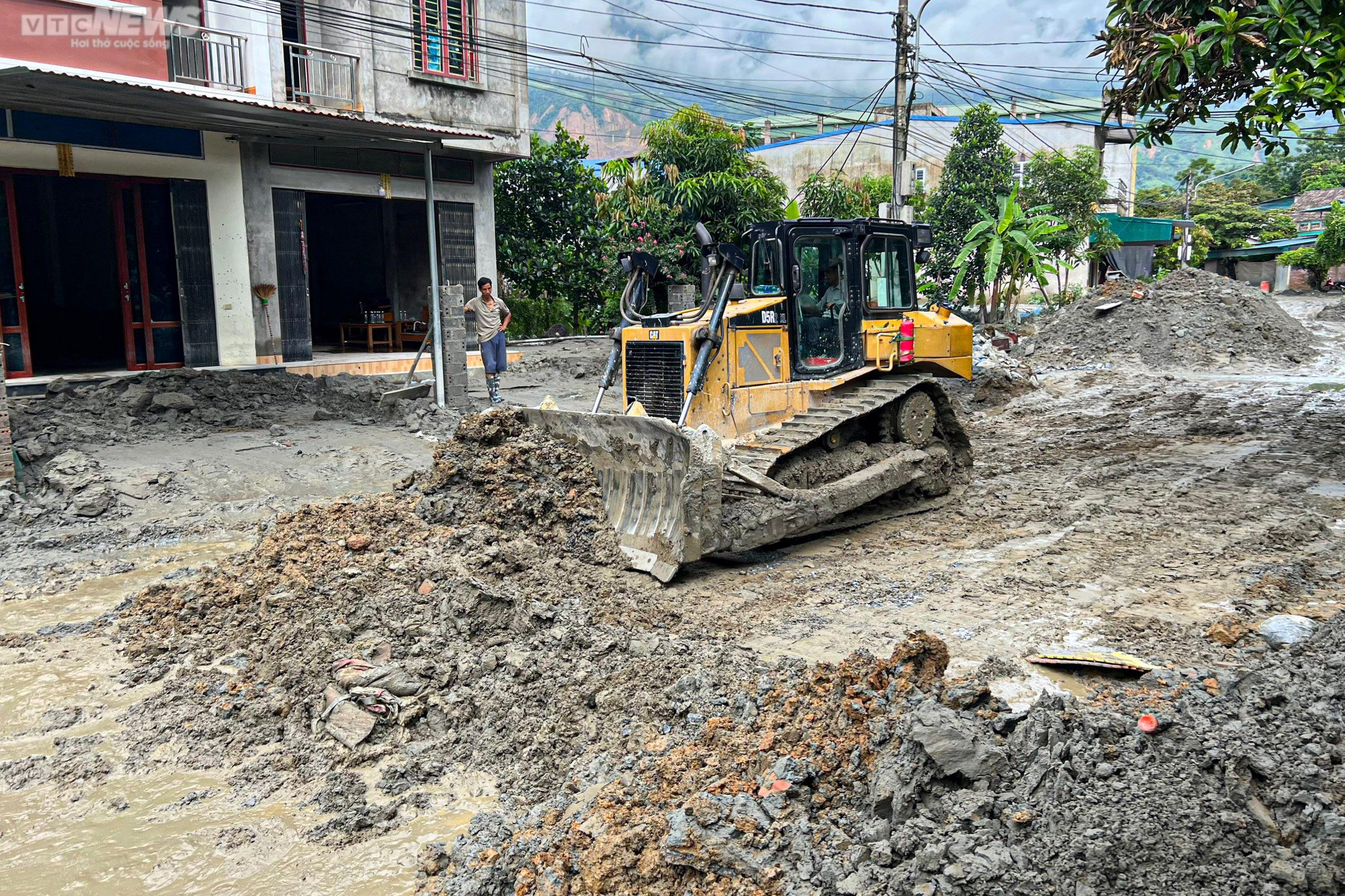 Bản làng tan hoang sau sự cố vỡ hồ thải quặng đồng ở Lào Cai - 5