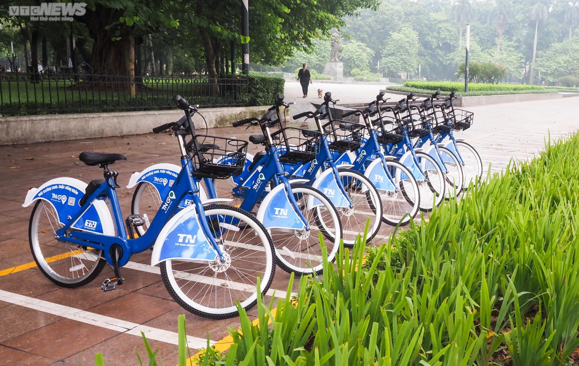 Người dân Thủ đô hào hứng trải nghiệm xe đạp công cộng - 3