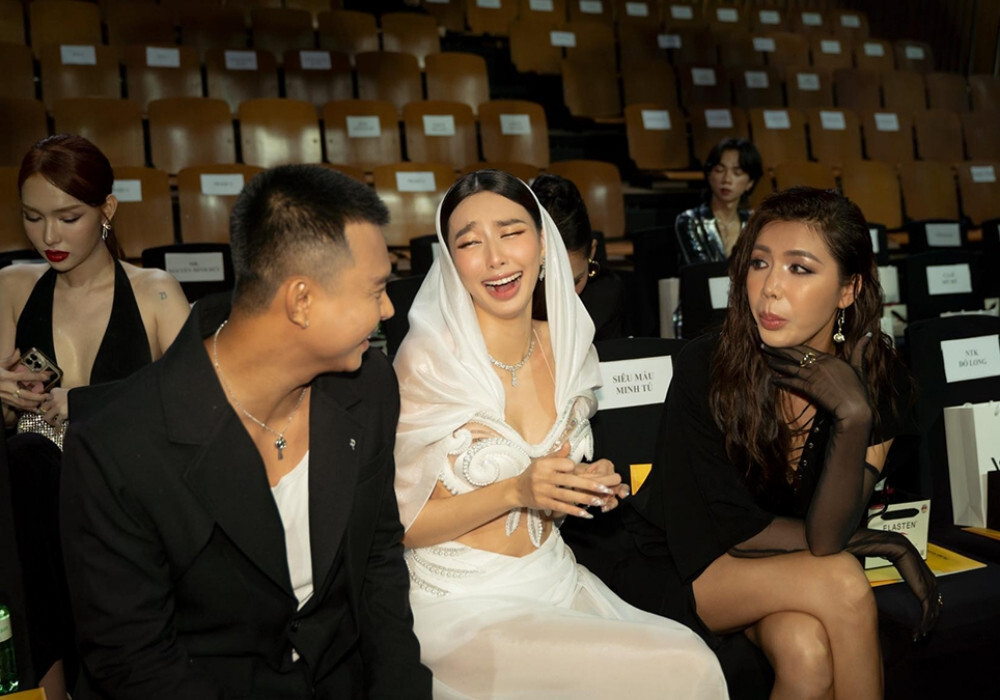 Sao Việt 19/8: Chí Trung nói ngôn tình với bạn gái, Chiều Xuân trẻ đẹp tuổi 56 - 5