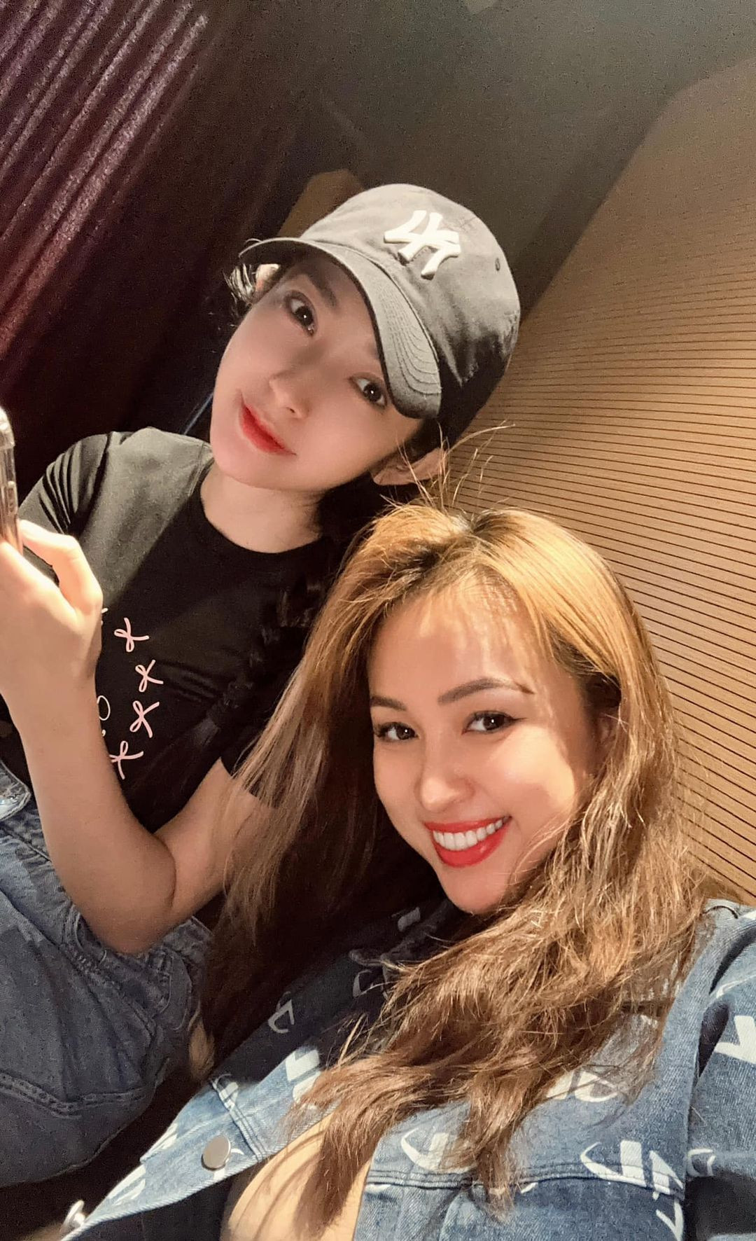 Sao Việt 20/8: Trịnh Kim Chi được chồng tặng xe, bà xã Chí Tài trẻ đẹp ở tuổi 64 - 7