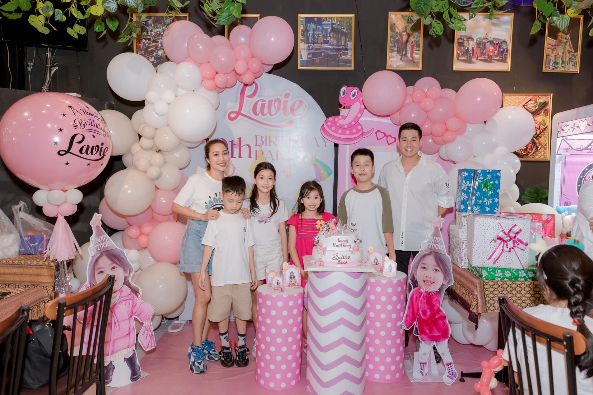 Sao Việt 22/8: Phùng Ngọc Huy lần đầu tổ chức sinh nhật cho con gái sau 8 năm xa cách - 2