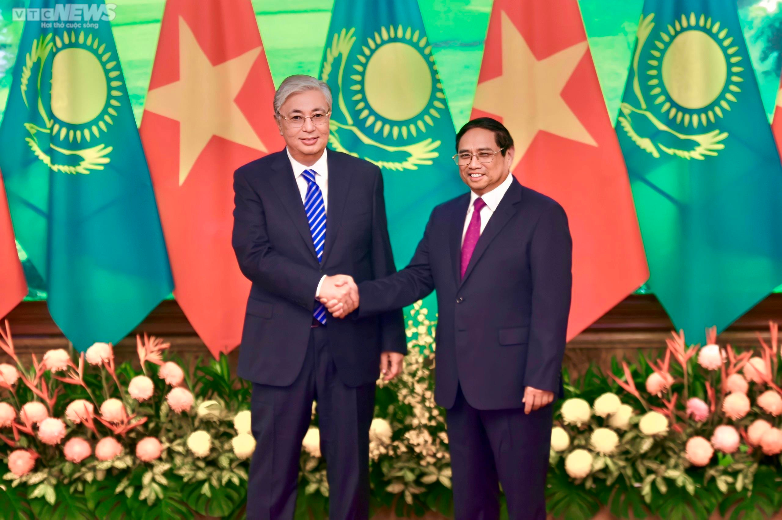 Thủ tướng Phạm Minh Chính hội đàm Tổng thống Kazakhstan - 3