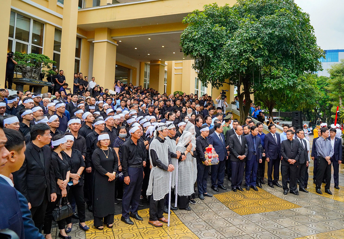 Tiễn đưa Phó Thủ tướng Lê Văn Thành về nơi an nghỉ cuối cùng - 6