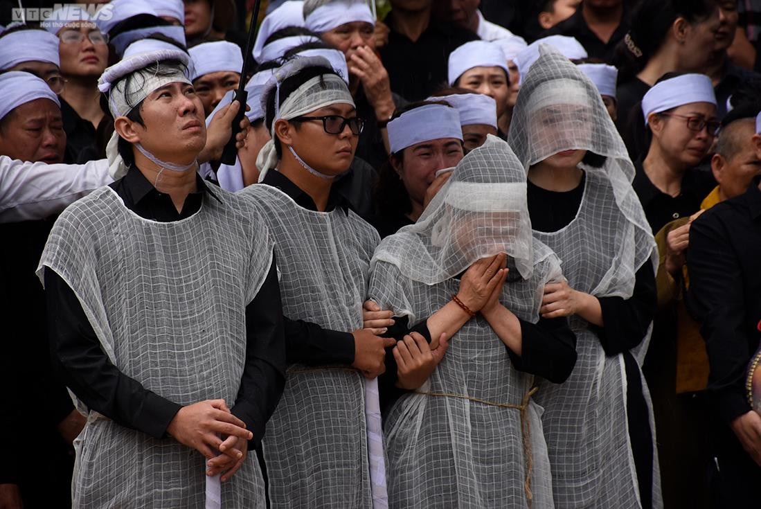 Tiễn đưa Phó Thủ tướng Lê Văn Thành về nơi an nghỉ cuối cùng - 10