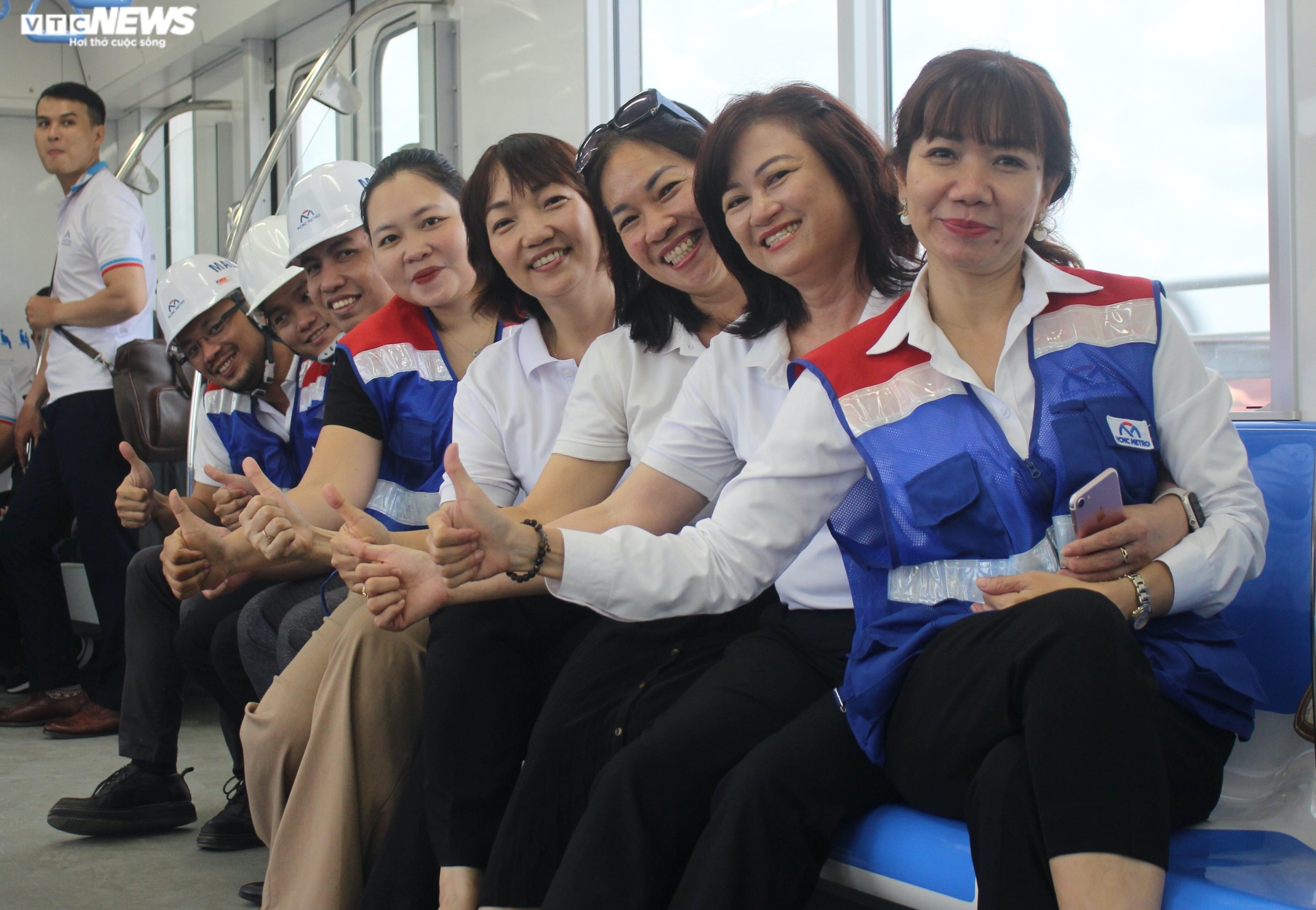 Khám phá tàu Metro số 1 TP.HCM trong chuyến chạy thử toàn tuyến đầu tiên - 7