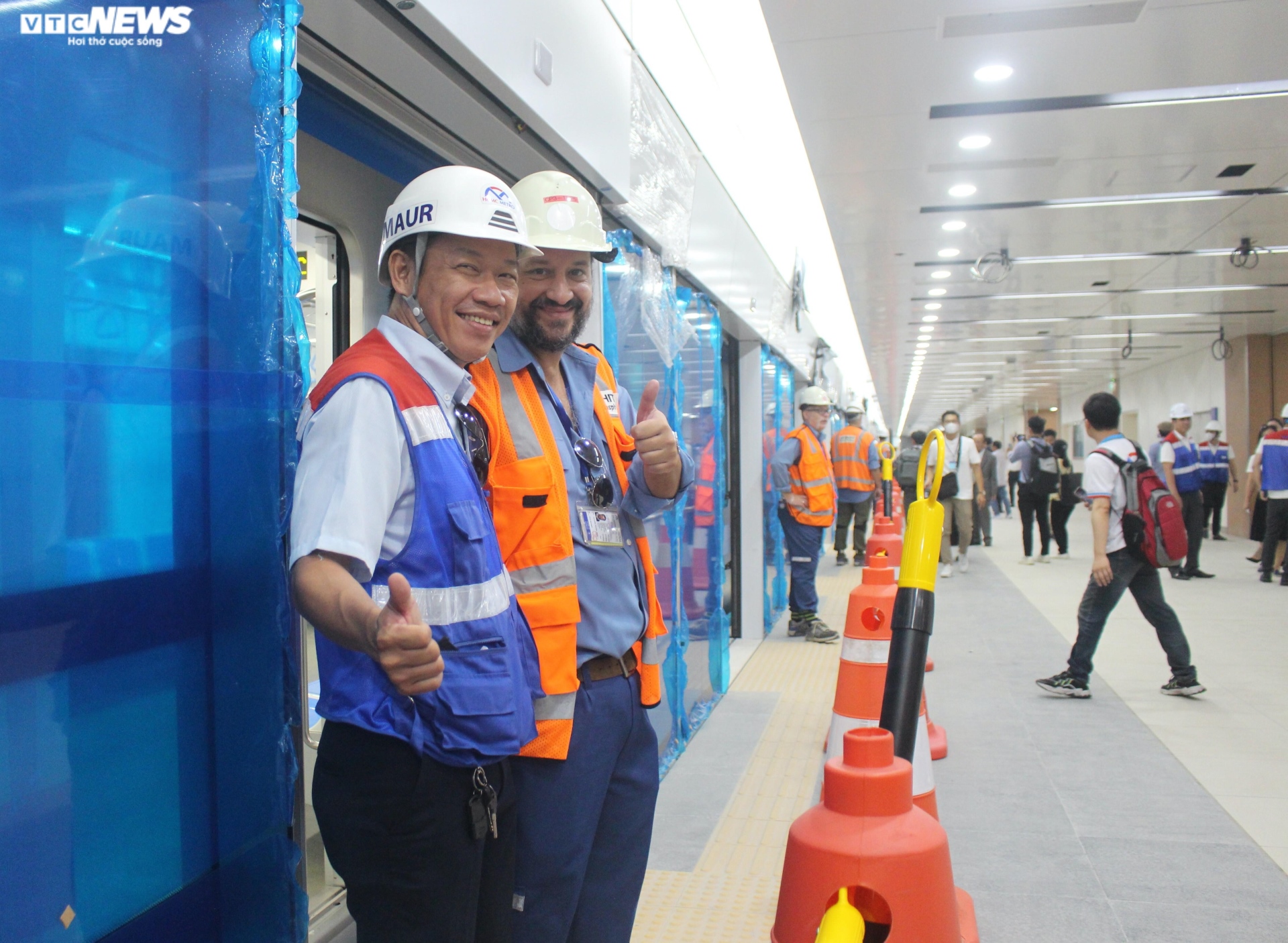 Khám phá tàu Metro số 1 TP.HCM trong chuyến chạy thử toàn tuyến đầu tiên - 4