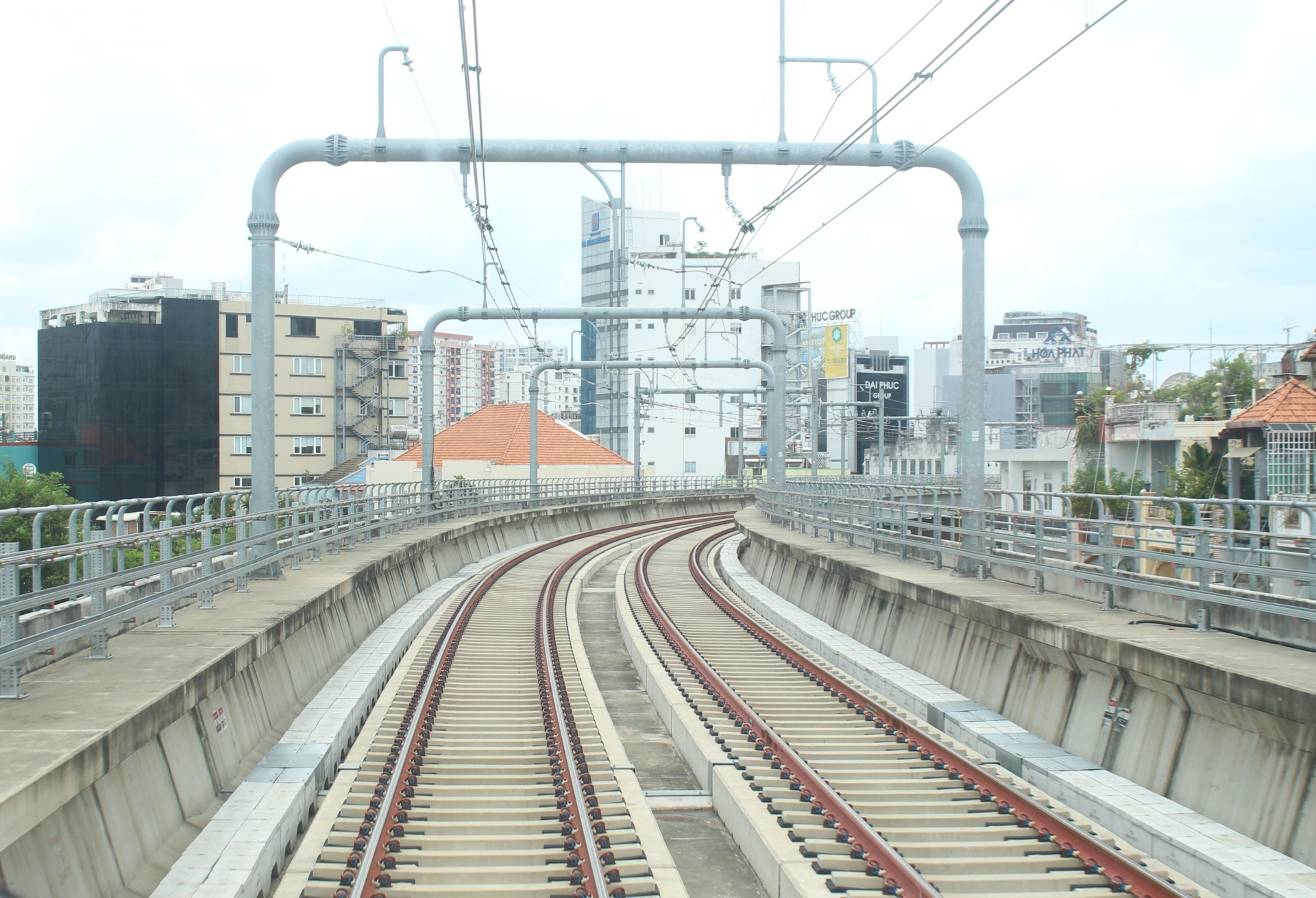 Khám phá tàu Metro số 1 TP.HCM trong chuyến chạy thử toàn tuyến đầu tiên - 12