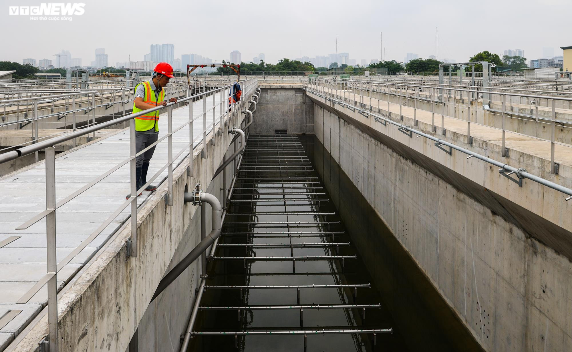 Nhà máy xử lý nước thải Yên Xá hơn 16.000 tỷ đồng ra sao sau 7 năm thi công? - 4