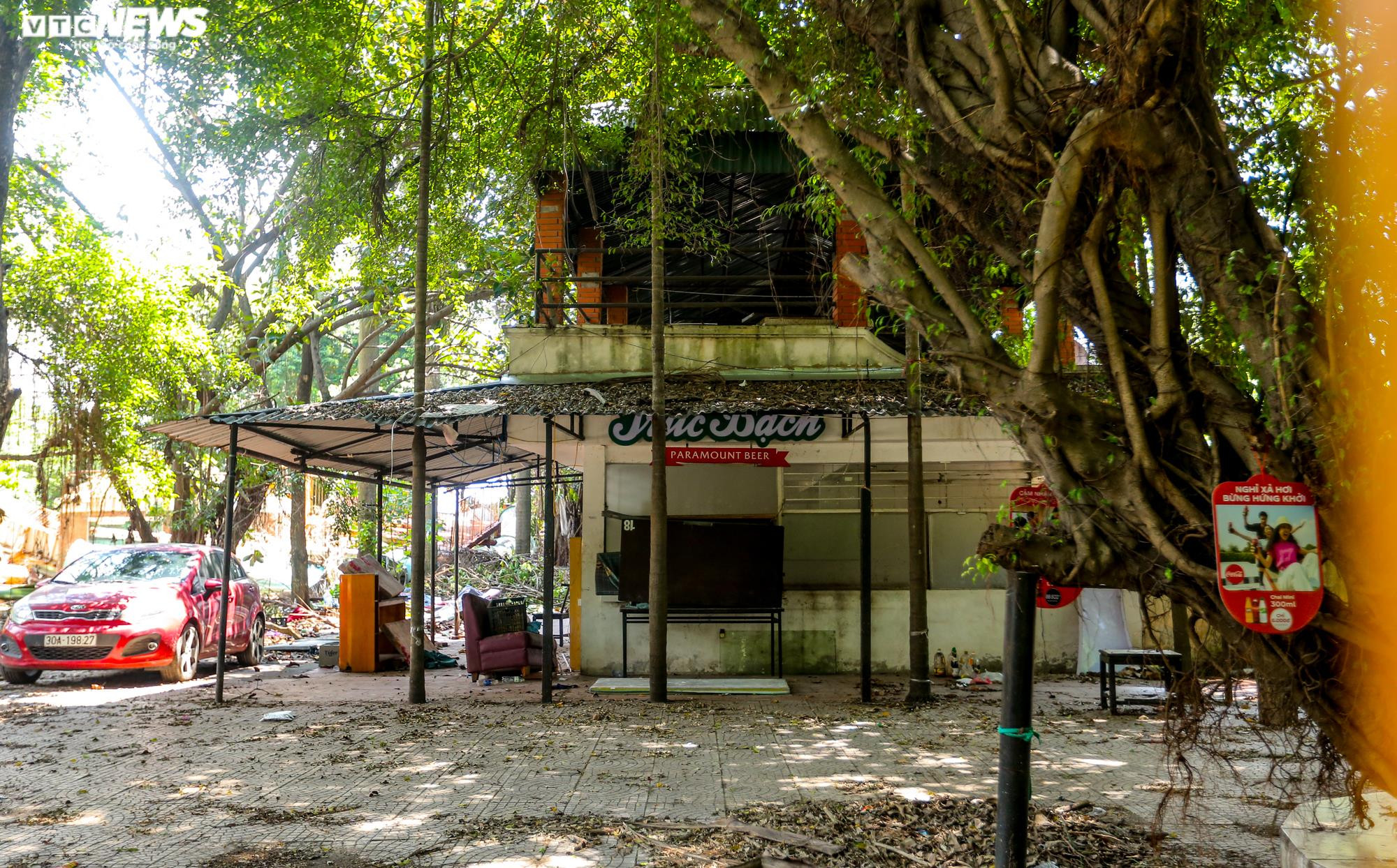 Hà Nội: Hiện trạng Công viên Tuổi trẻ sau hơn 3 tháng tháo dỡ công trình vi phạm - 4