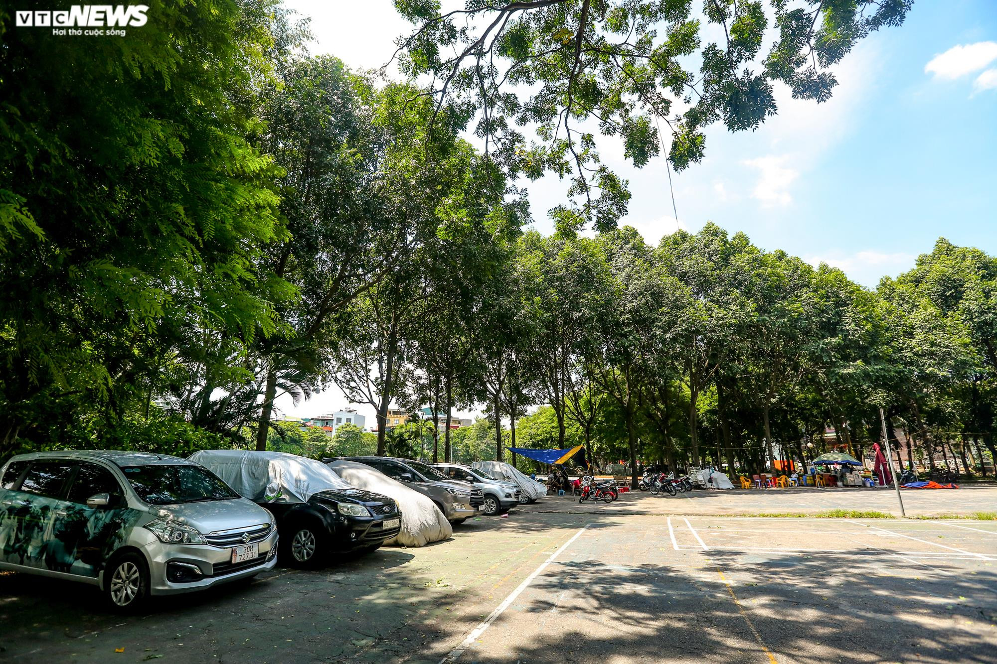 Hà Nội: Hiện trạng Công viên Tuổi trẻ sau hơn 3 tháng tháo dỡ công trình vi phạm - 7