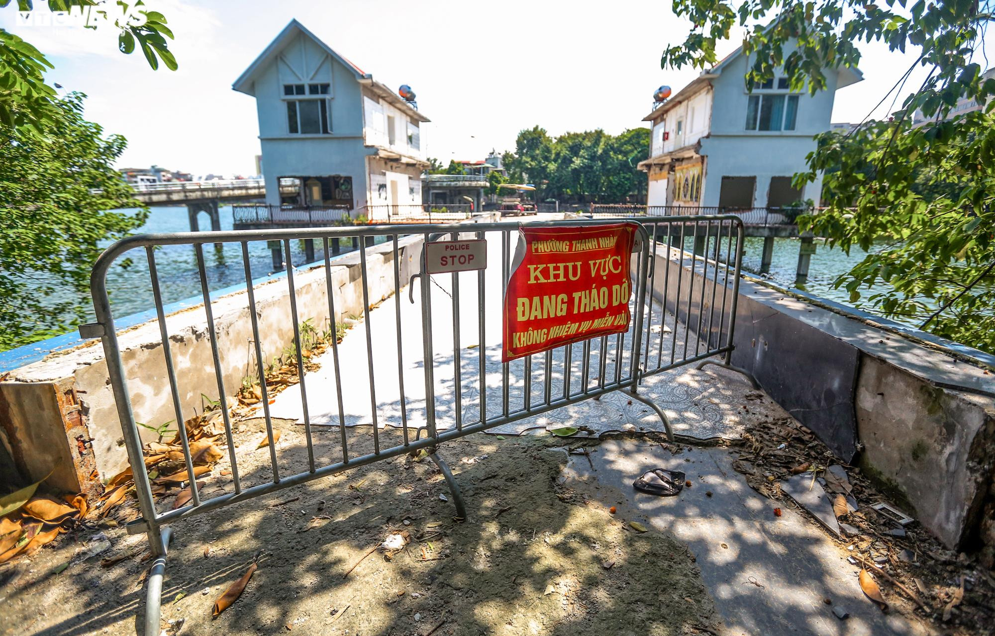 Hà Nội: Hiện trạng Công viên Tuổi trẻ sau hơn 3 tháng tháo dỡ công trình vi phạm - 12