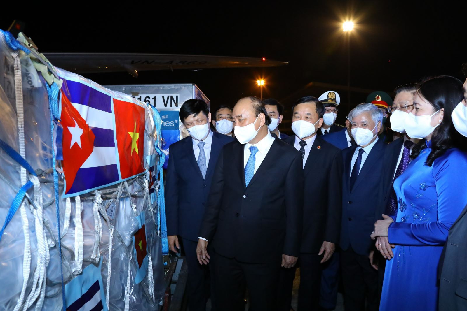 Đại sứ Orlando Hernandez Guillen: Thành công y tế Cuba là thành quả cách mạng - 2