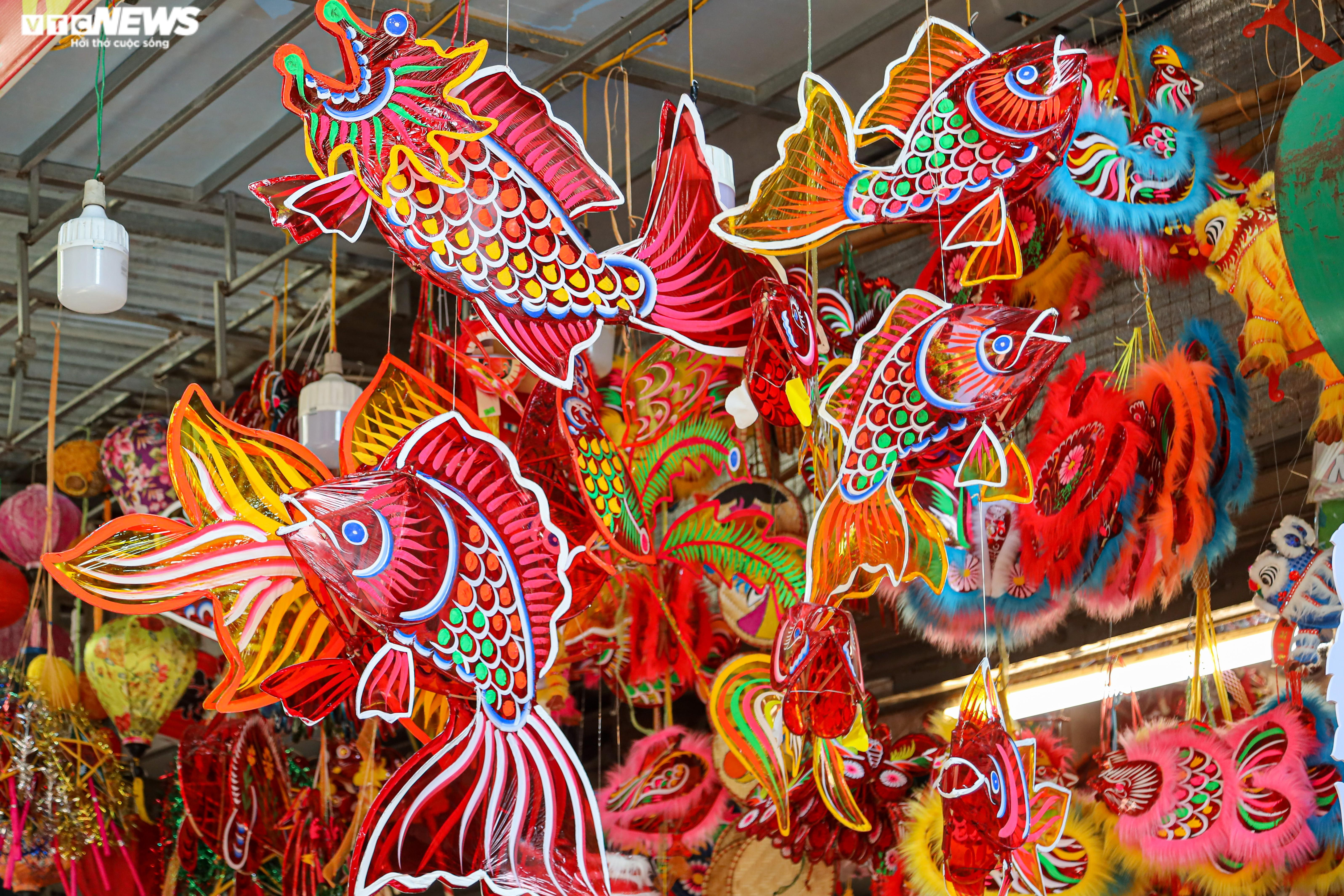 Khách ngày càng hoài niệm, đồ chơi Trung thu 'vang bóng một thời' lên ngôi - 3