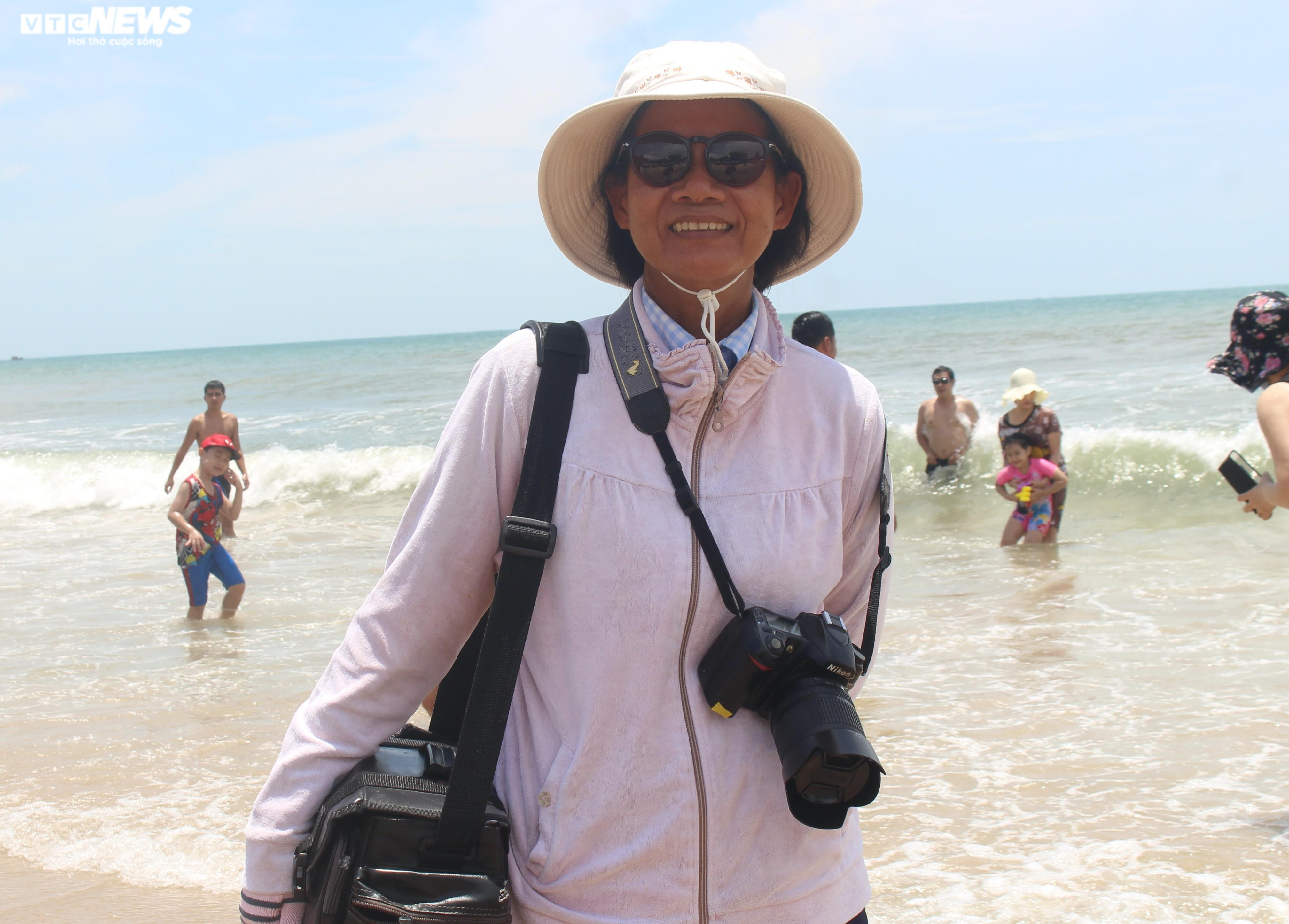 Biển Vũng Tàu thưa thớt, dịch vụ cho thuê mô tô nước ngồi 'hóng' khách - 5