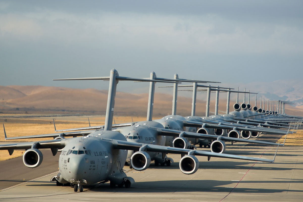 Siêu vận tải 'ngựa thồ' C-17 phục vụ đoàn ông Biden đến Hà Nội có gì đặc biệt? - 5