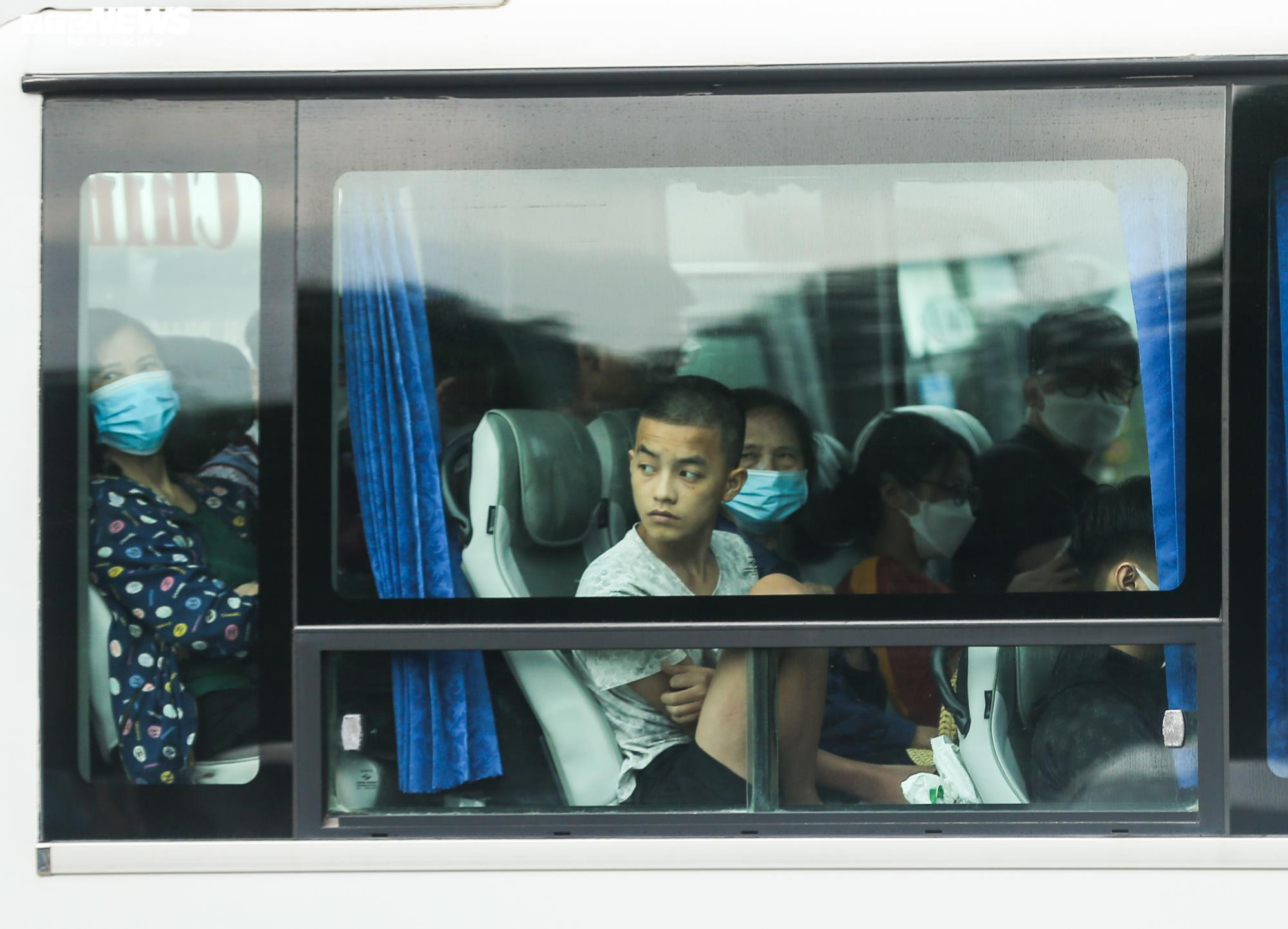 Giao thông ngày cuối nghỉ lễ: Hà Nội ùn tắc, TP.HCM thông thoáng - 7