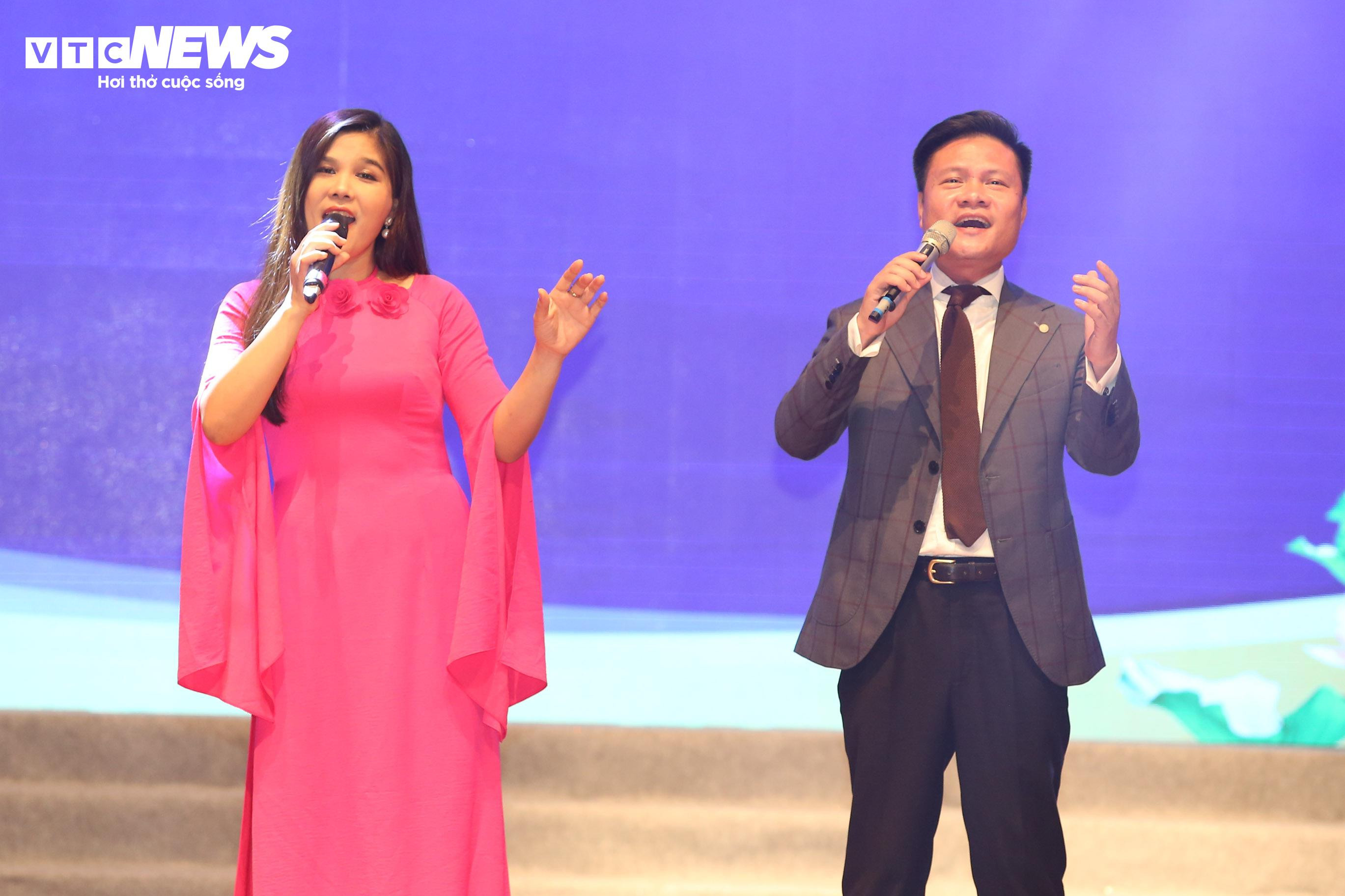 Toàn cảnh Lễ trao Giải thưởng Tiếng nói Việt Nam – Sao tháng 9 - 7