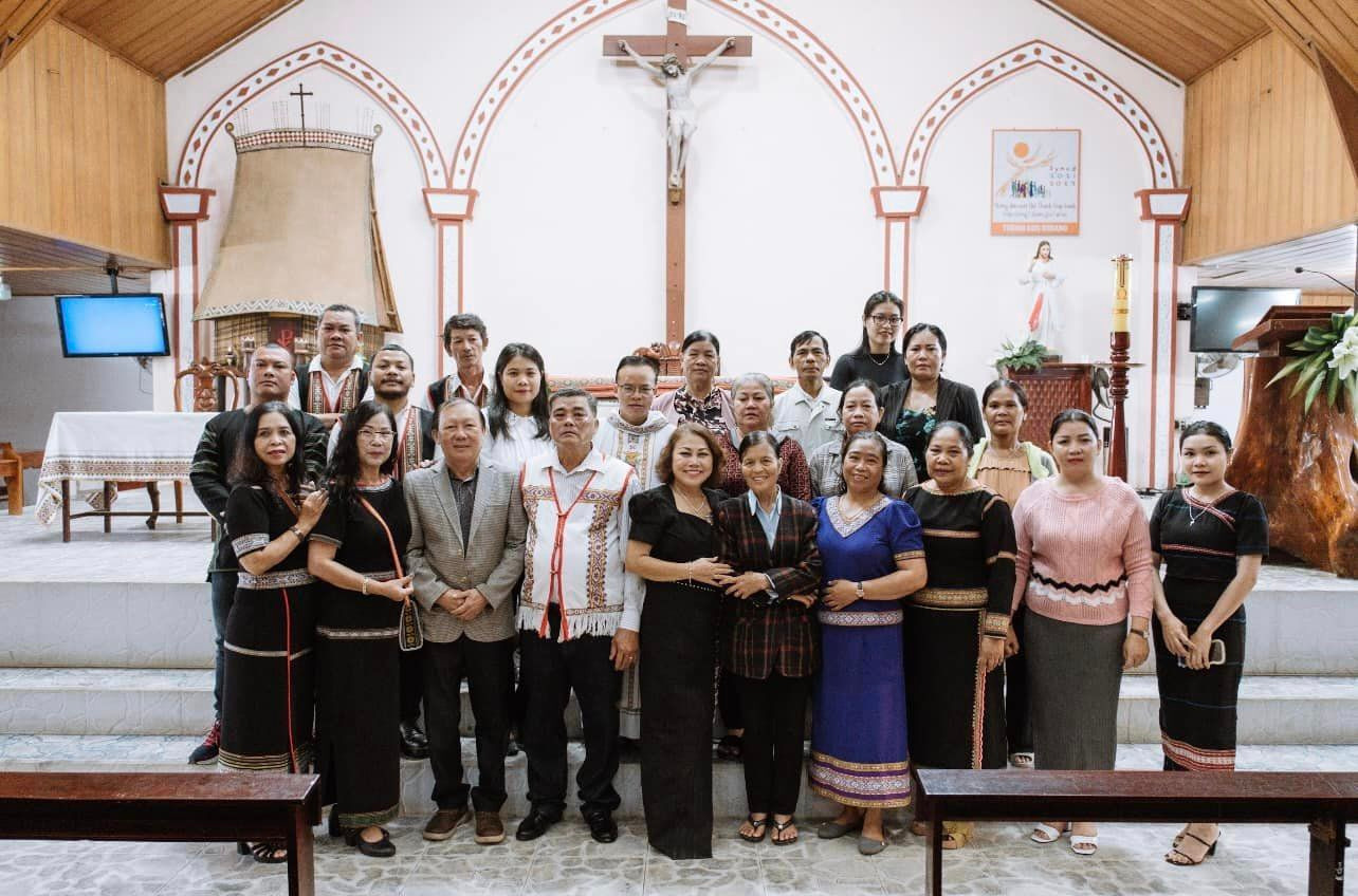 Sao Việt 15/9: Siu Black khóc bên chồng, Lâm Khánh Chi khác lạ - 1