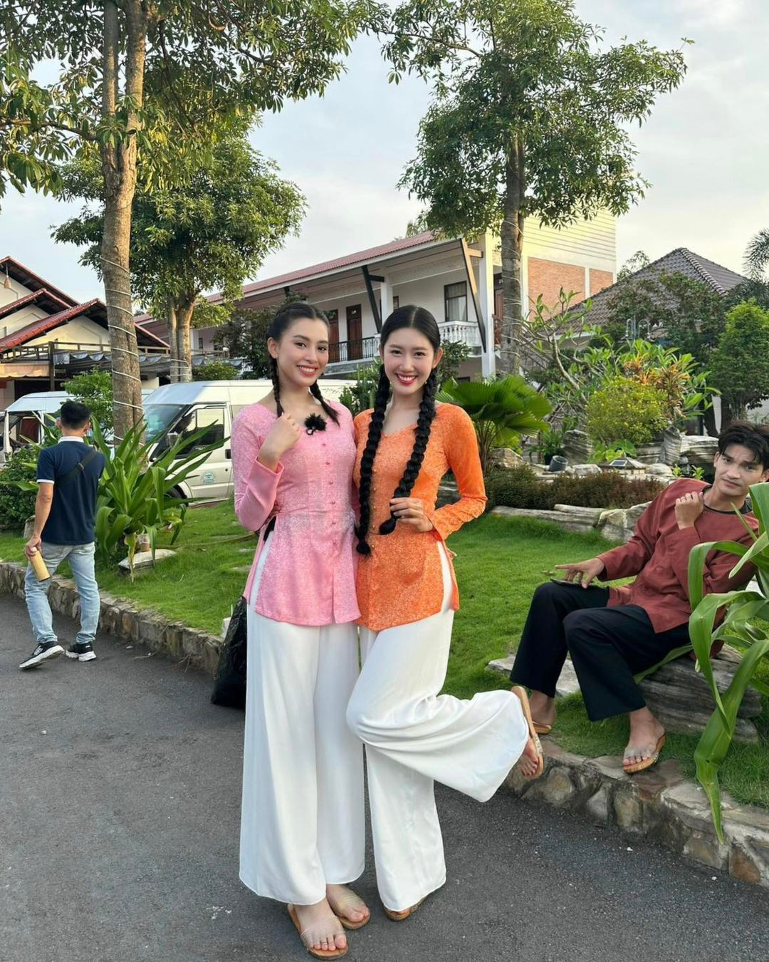 Sao Việt 15/9: Siu Black khóc bên chồng, Lâm Khánh Chi khác lạ - 5