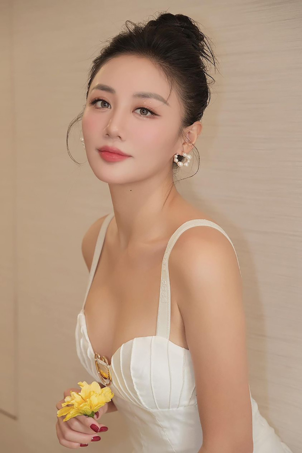 Sao Việt 15/9: Siu Black khóc bên chồng, Lâm Khánh Chi khác lạ - 18