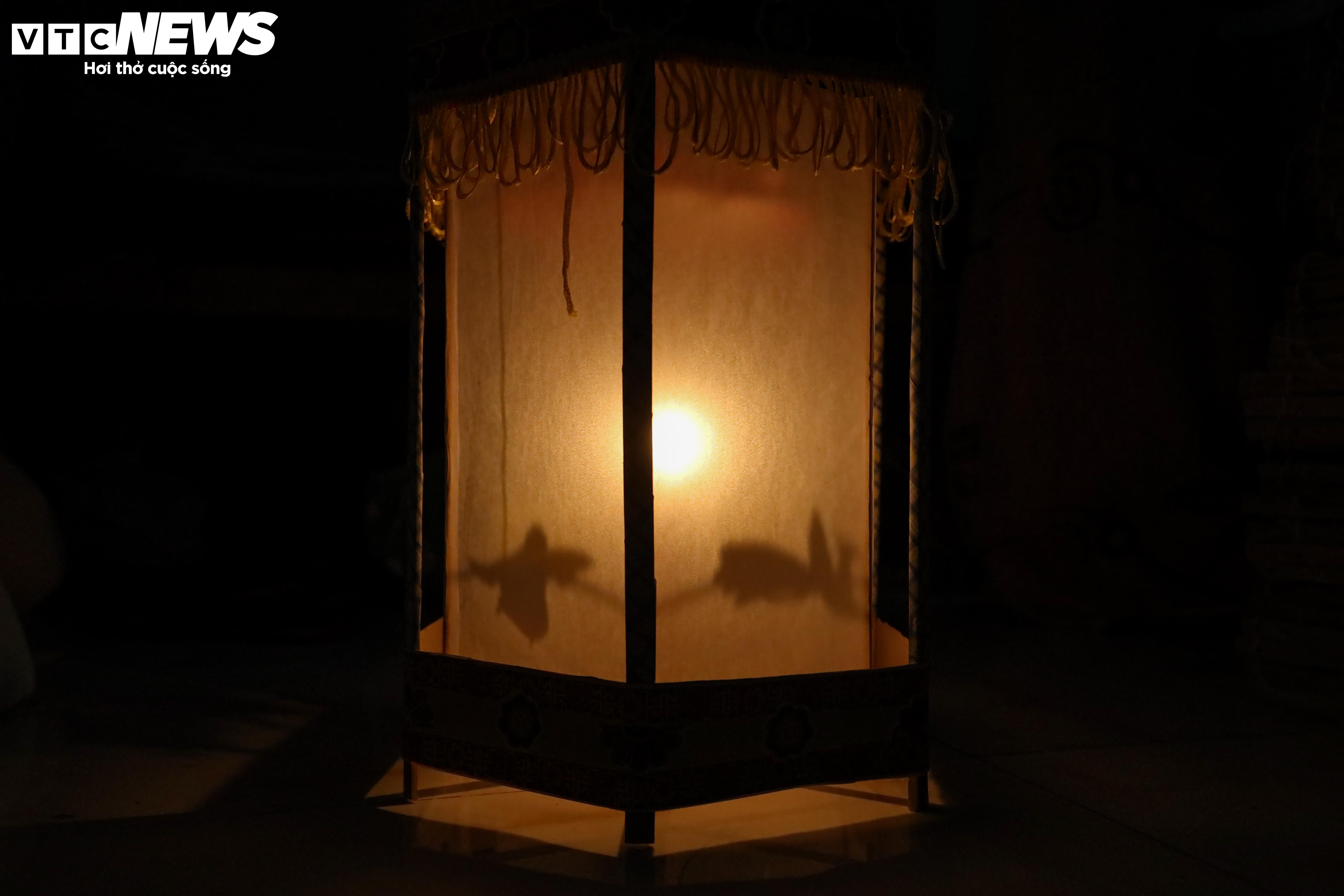 Nghệ nhân 84 tuổi vẫn miệt mài làm đèn hiếu thảo mỗi dịp Trung thu - 14