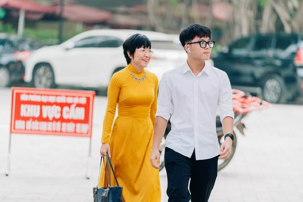 Sao Việt 21/9: Minh Hằng lộ diện sau ở cữ, cháu gái Vũ Linh động viên bản thân - 12