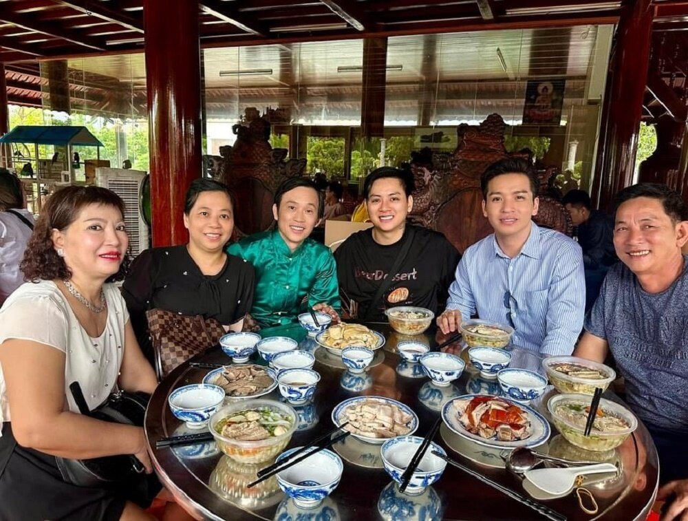 Sao Việt 27/9: Con gái Vũ Linh ngày càng khác, Hoài Lâm gặp cha nuôi Hoài Linh - 4