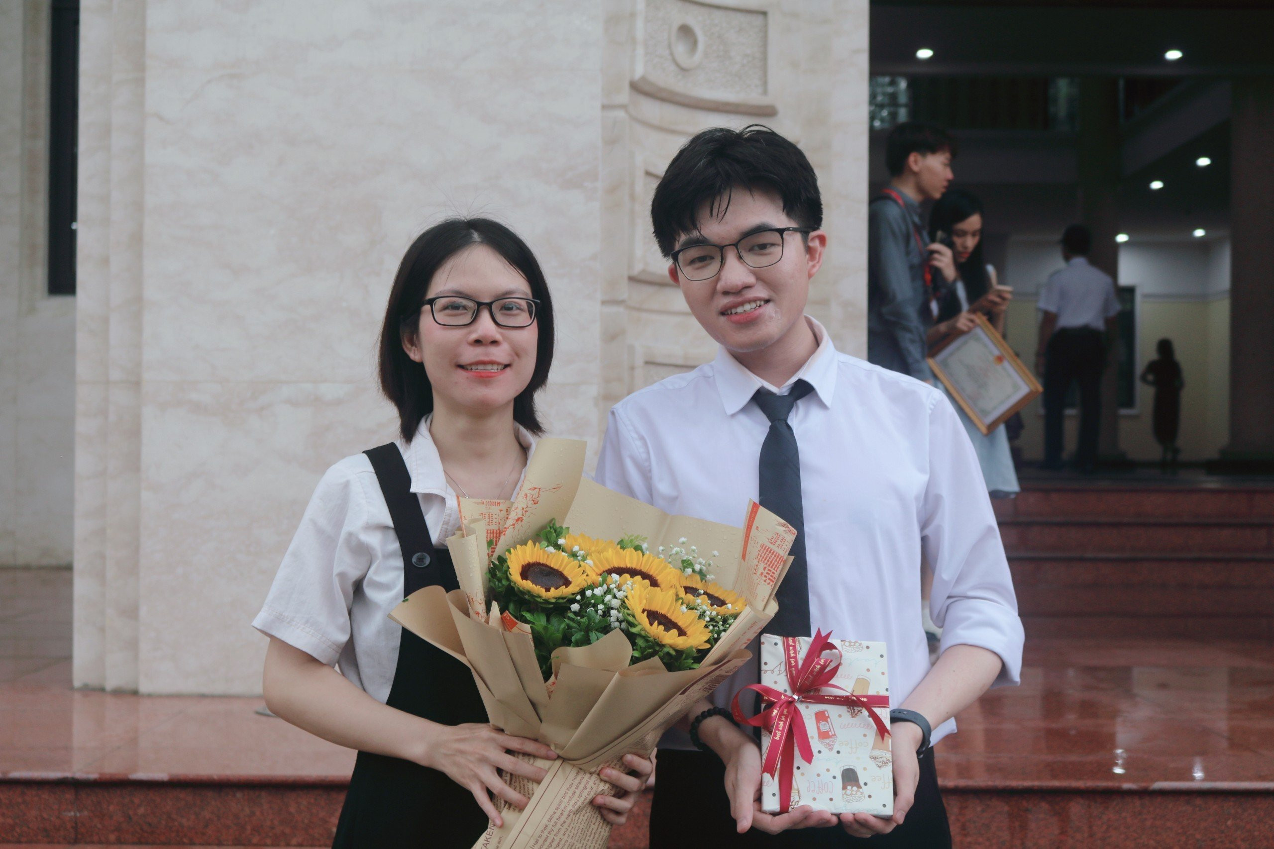 Á khoa tốt nghiệp Đại học Y Hà Nội từng có ý định bỏ cuộc sau 2 tháng nhập học - 1