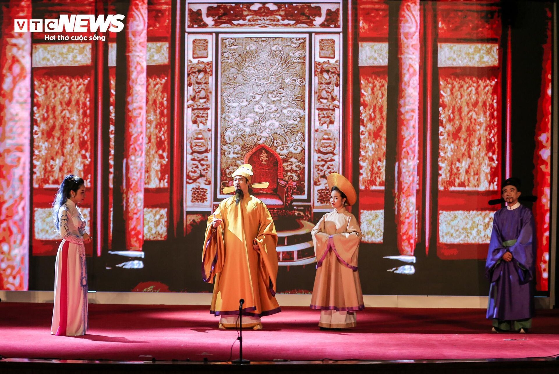 Biểu diễn vở opera kỷ niệm 50 năm quan hệ ngoại giao Việt Nam - Nhật Bản - 15