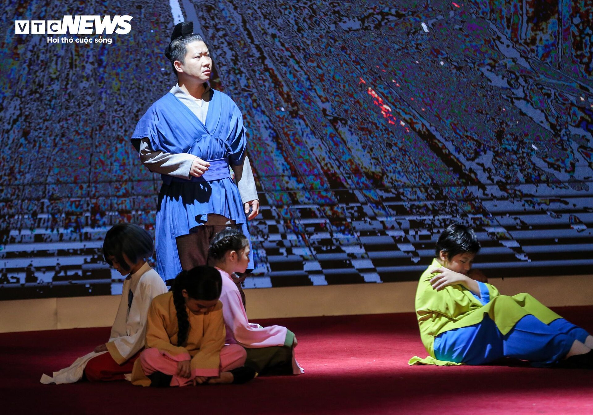 Biểu diễn vở opera kỷ niệm 50 năm quan hệ ngoại giao Việt Nam - Nhật Bản - 10