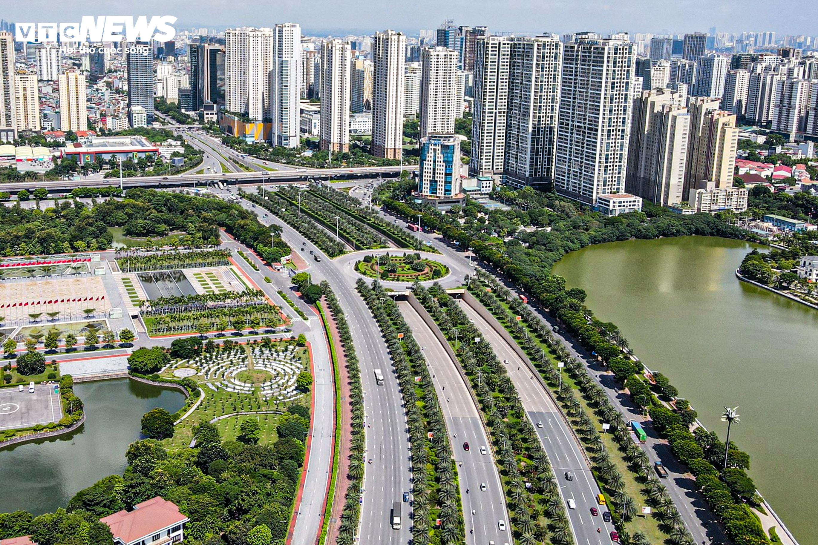 Ngắm từ trên cao đại lộ dài nhất Việt Nam sau 13 năm đi vào hoạt động - 10