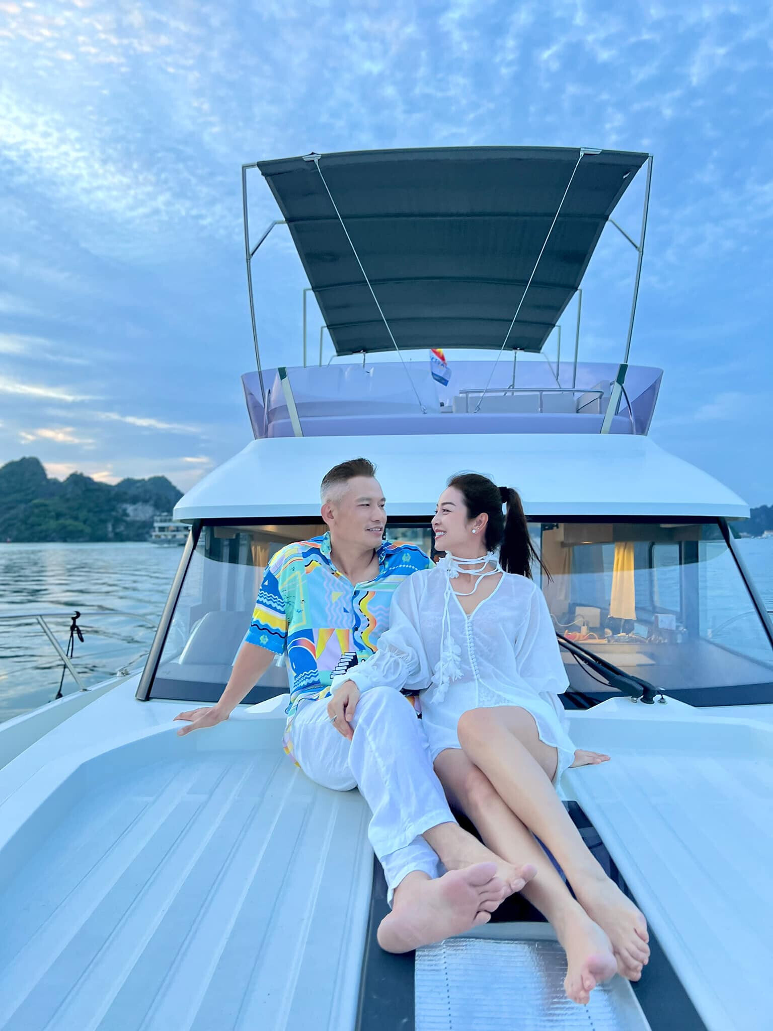 Sao Việt 1/10: Ảnh hiếm thời chưa nổi tiếng của Quang Lê bên Mỹ Tâm - 7