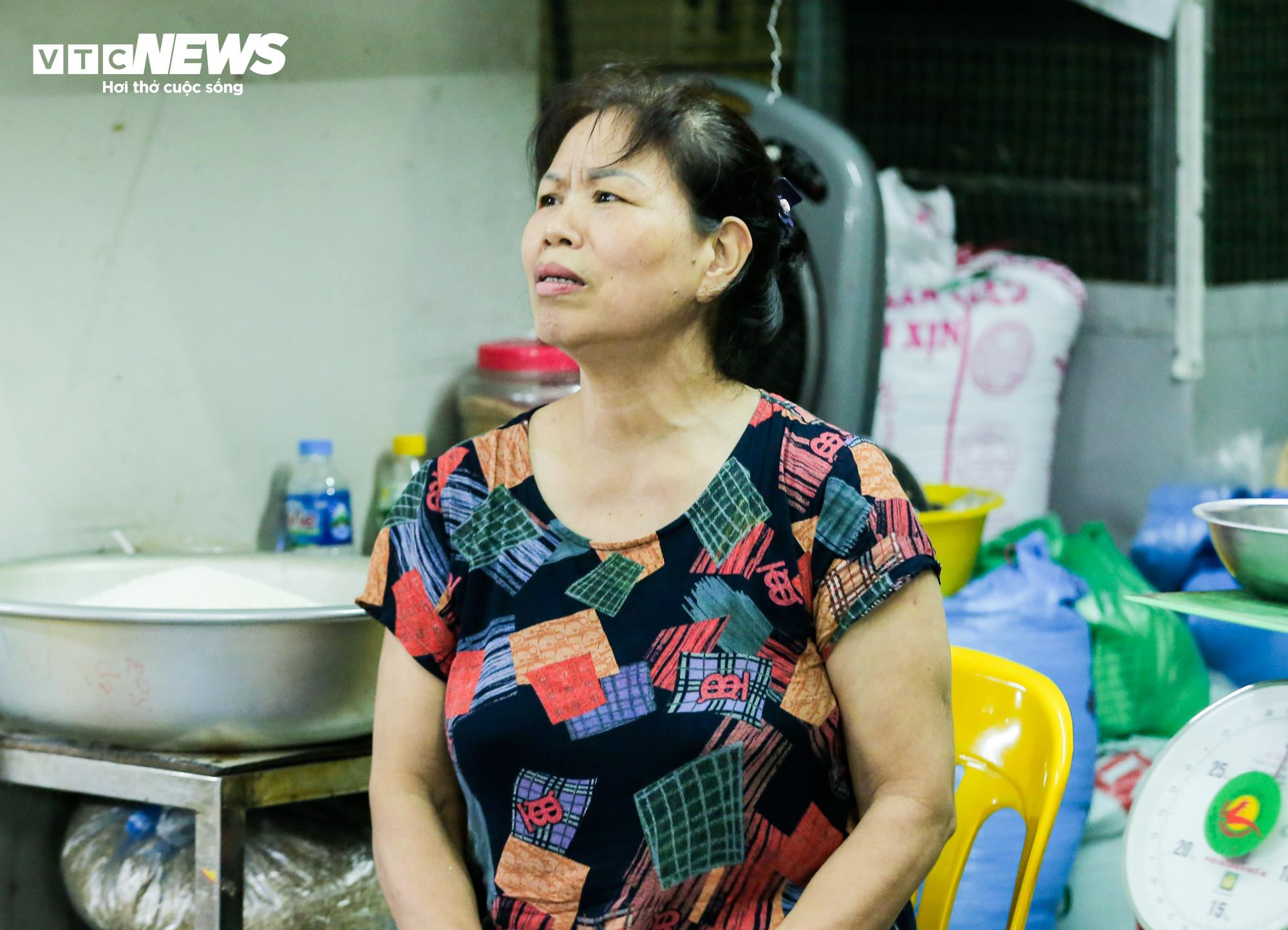 Độc đáo khu chợ dưới 'lòng đất' tại Hà Nội - 5