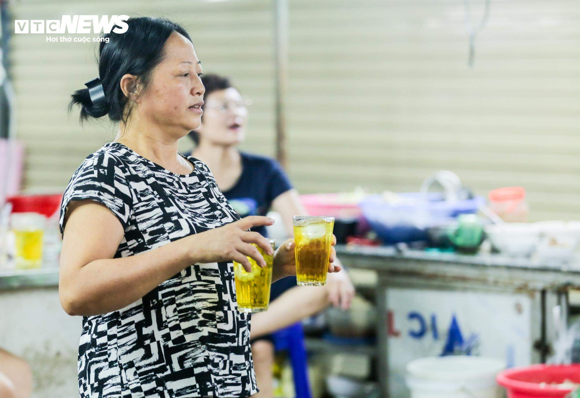 Độc đáo khu chợ dưới 'lòng đất' tại Hà Nội - 7