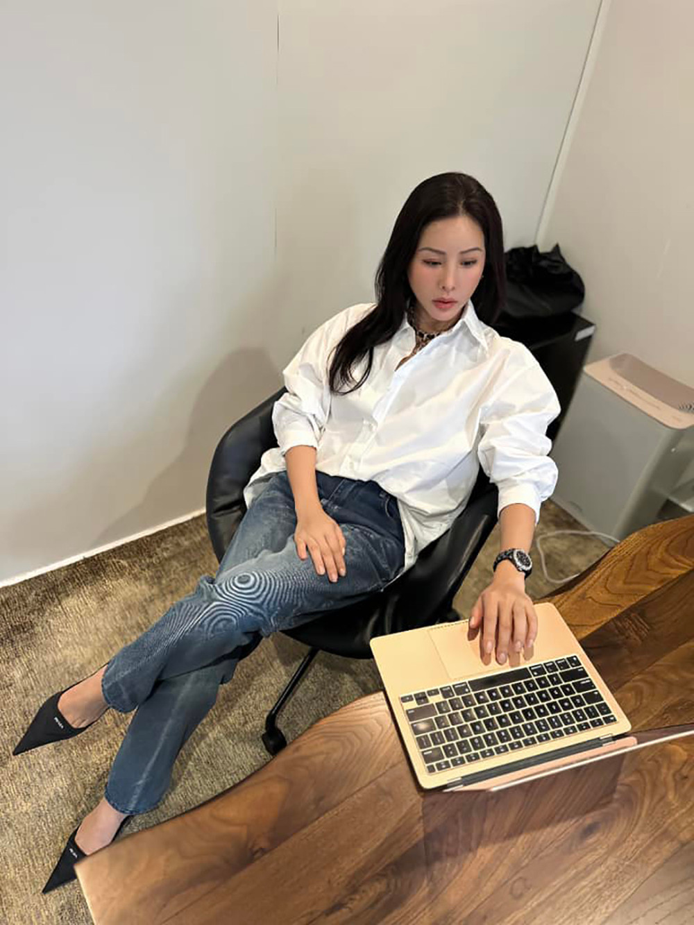 Sao Việt 10/10: Lâm Khánh Chi khác lạ, Thanh Lam trẻ đẹp bên hôn phu - 11