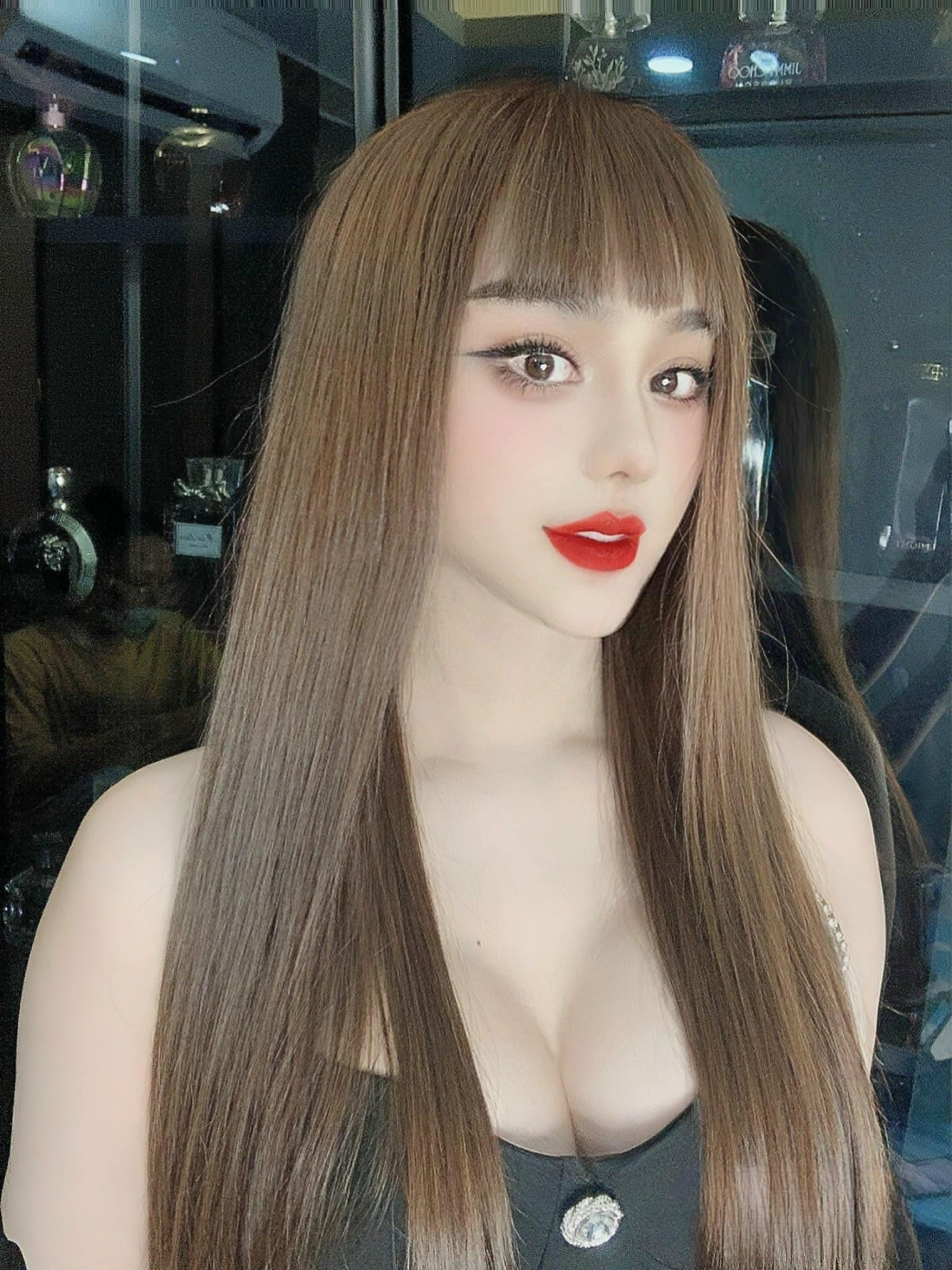 Sao Việt 10/10: Lâm Khánh Chi khác lạ, Thanh Lam trẻ đẹp bên hôn phu - 2