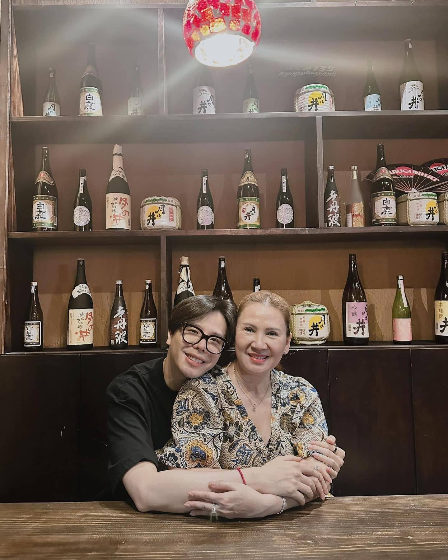 Sao Việt 10/10: Lâm Khánh Chi khác lạ, Thanh Lam trẻ đẹp bên hôn phu - 9