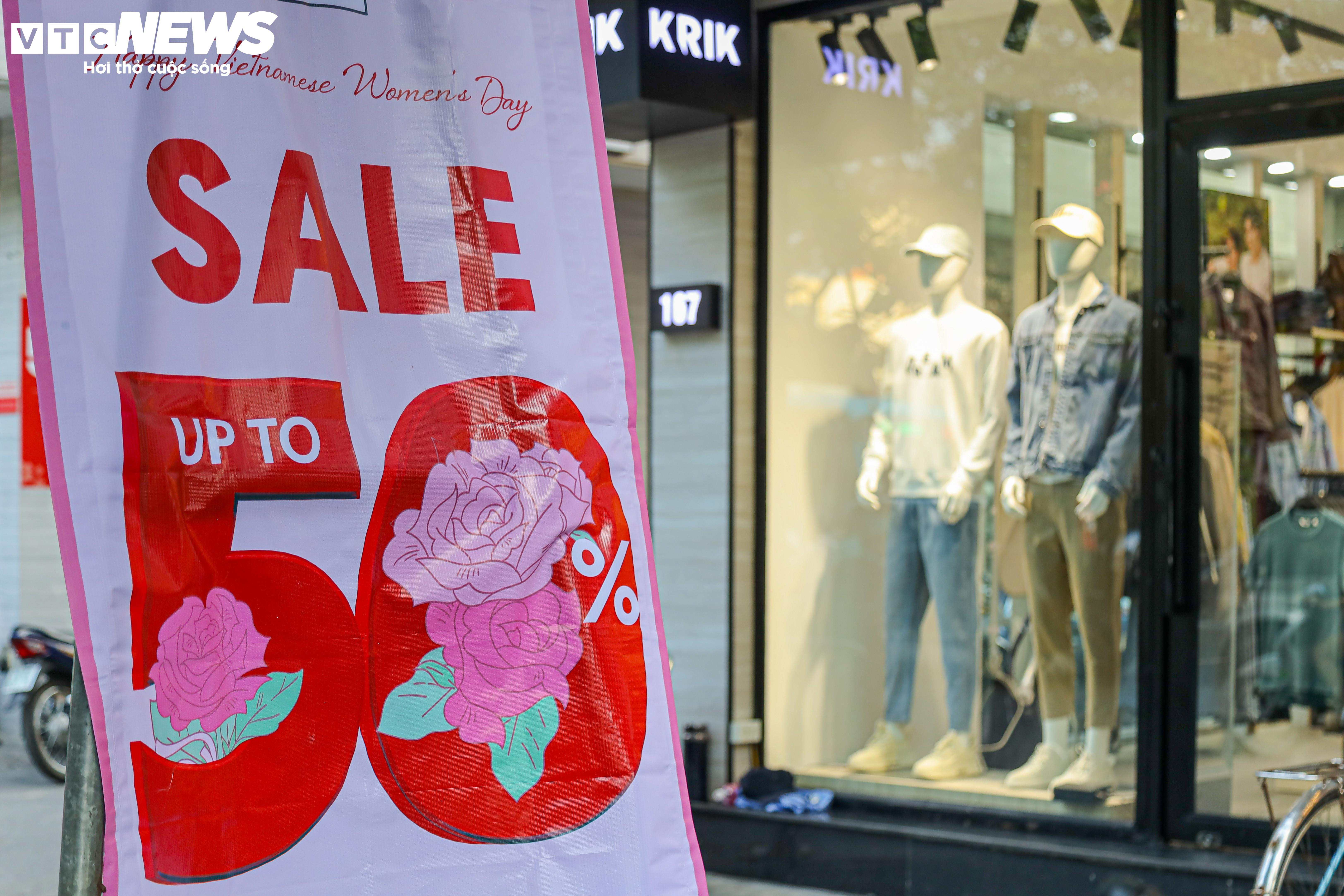 Thời trang, mỹ phẩm đua nhau giảm giá 'sập sàn' chúc mừng ngày 20/10 - 9